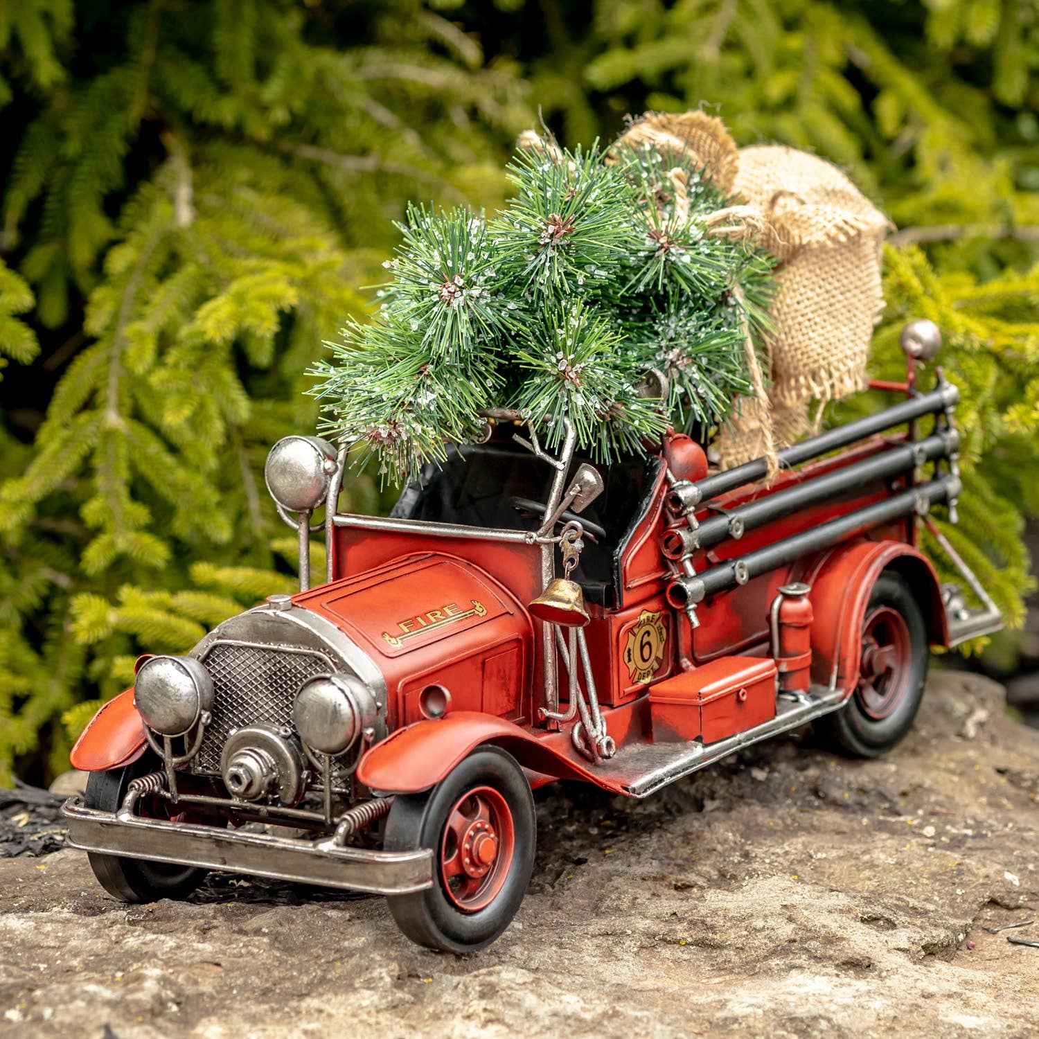 1930's Vintage Style Fire Truck with Open Cab - Image 3