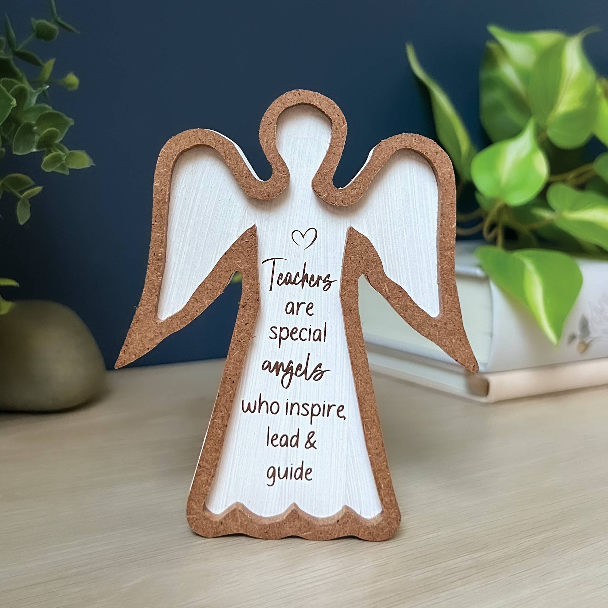 Standing Angel Plaques - Image 15