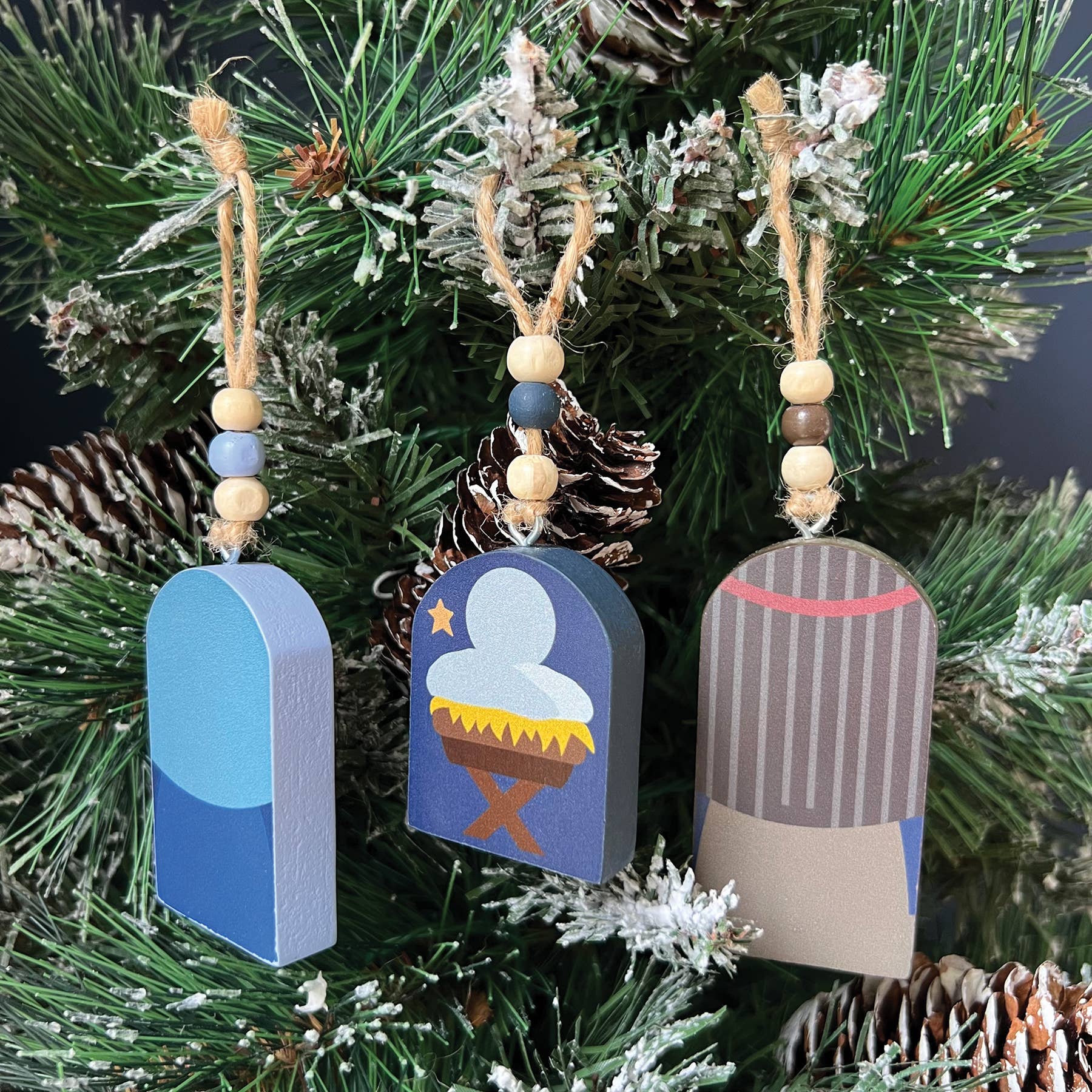 Holy Family Ornaments  - Image 3