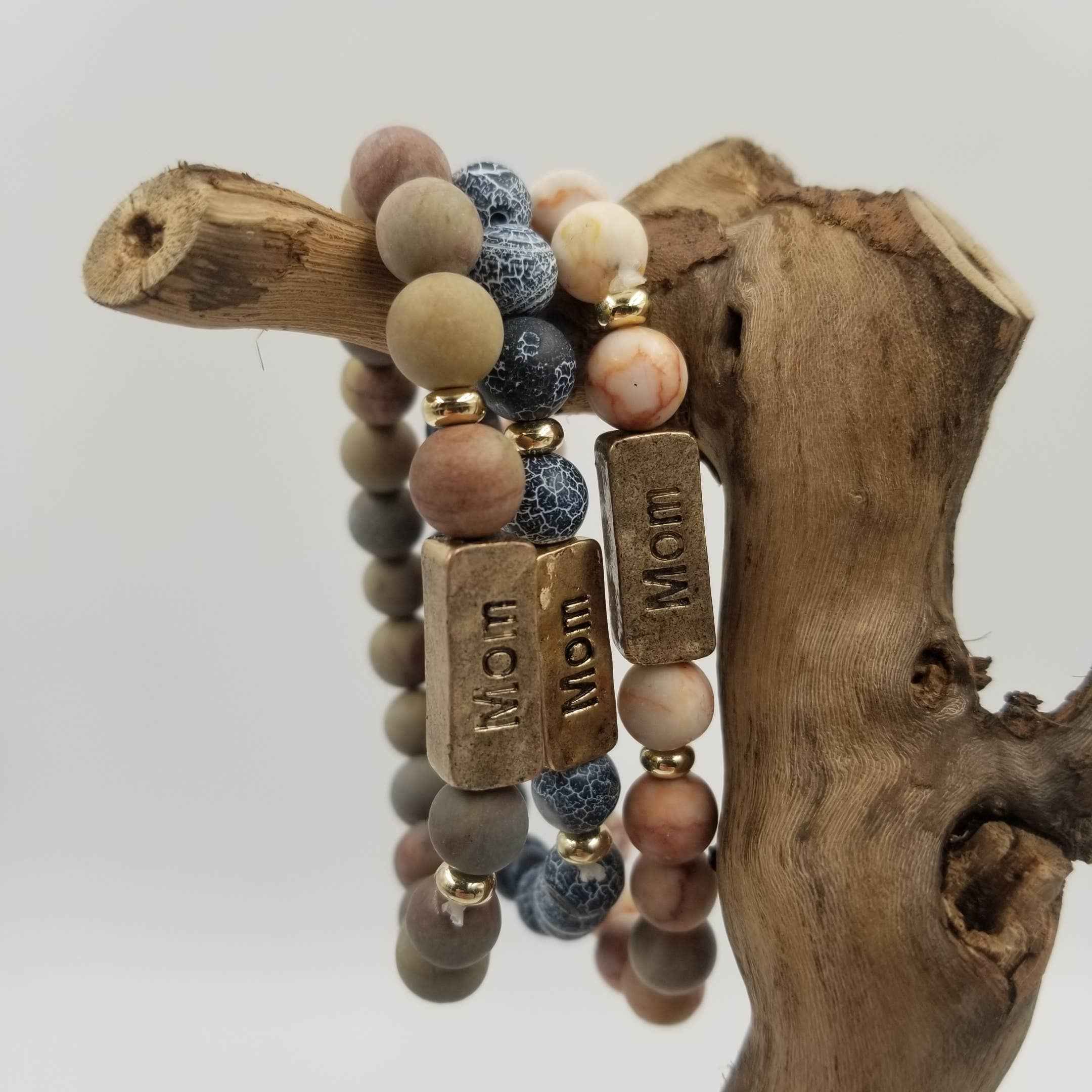 Amazon Stone Bracelet With MOM Label: Blue - Image 2