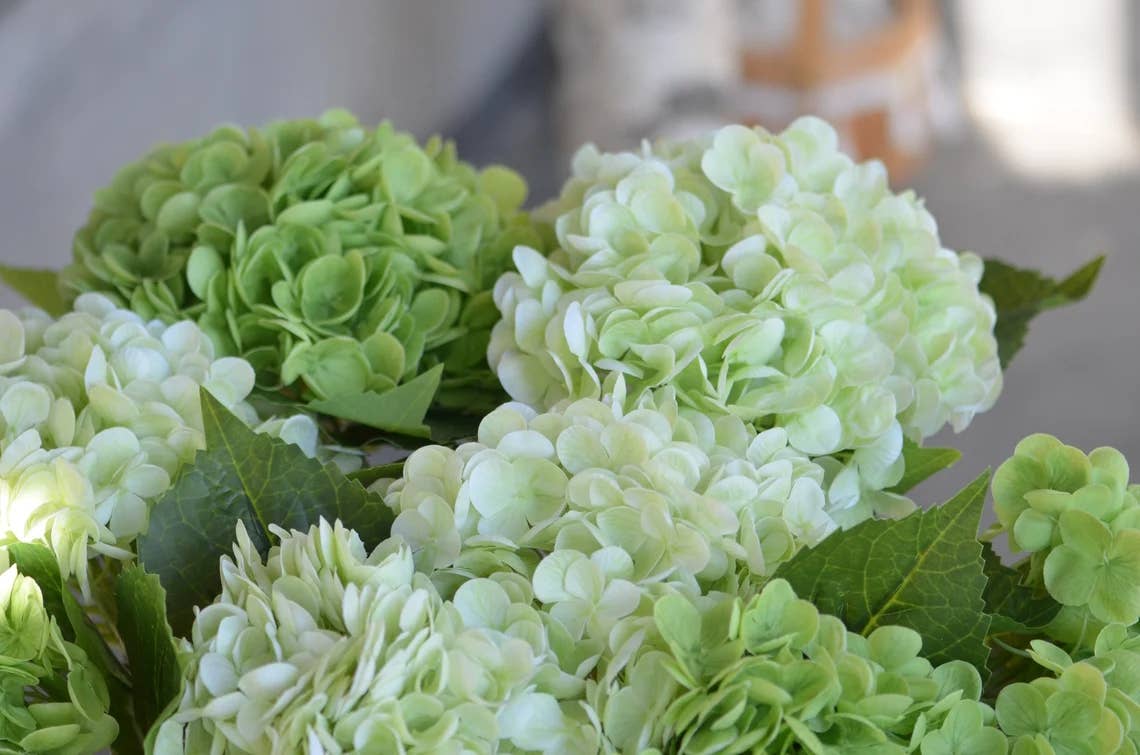 18" Realistic Real Touch Artificial Hydrangea Stem - Image 3