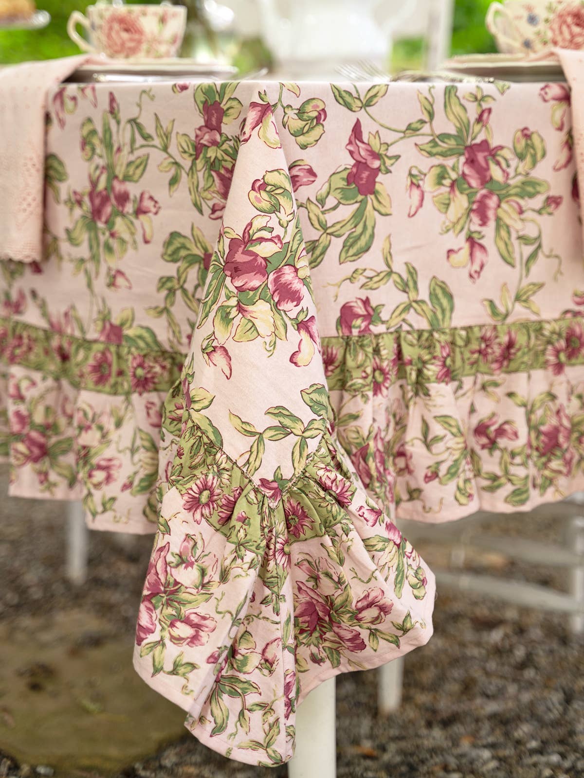 Sweet Pea Ruffle Tablecloth - Rose - Image 4