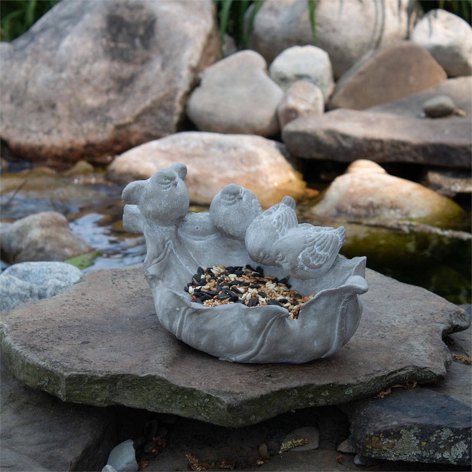 Cement Leaf Bird Feeder - Image 4