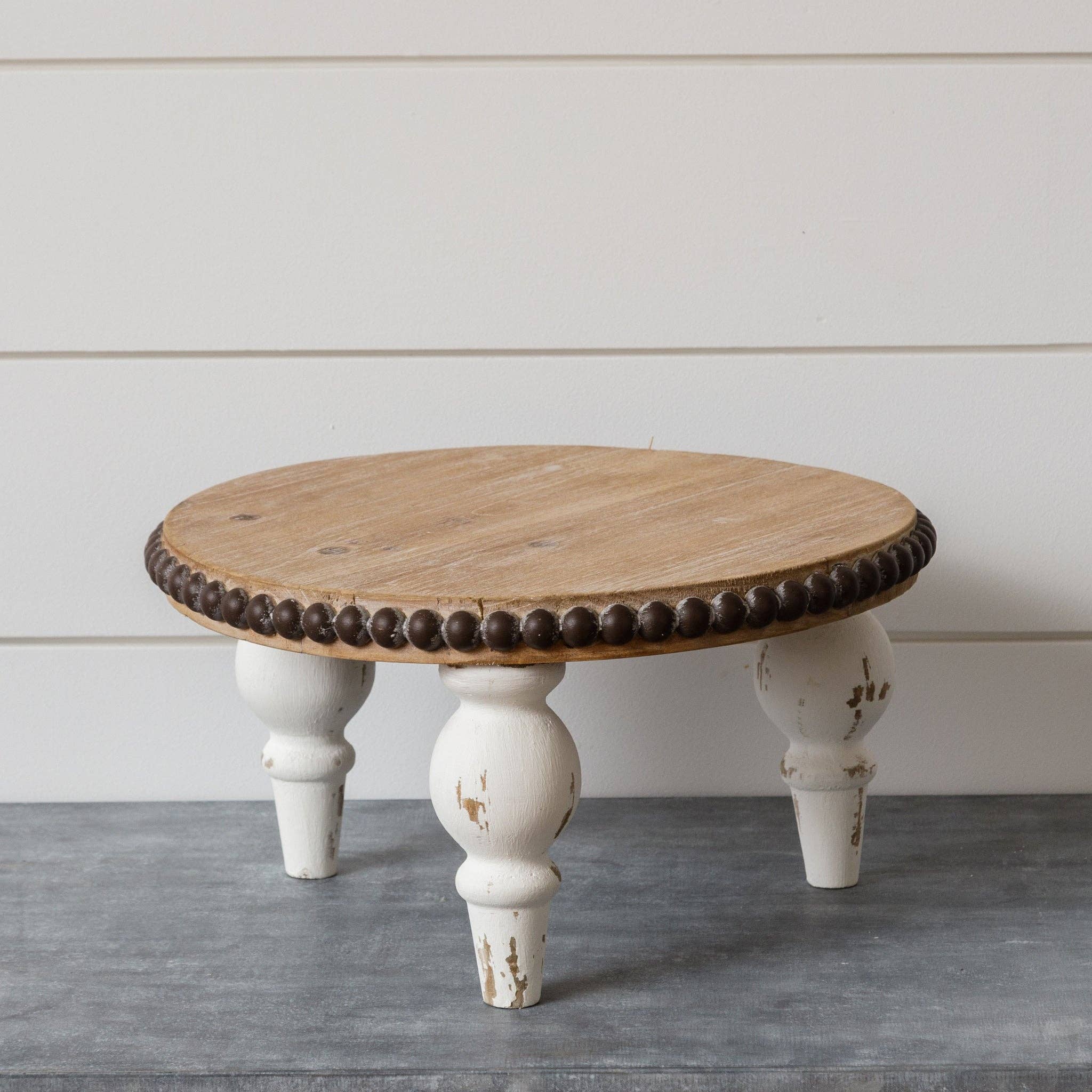 Round Riser With Beaded Edge