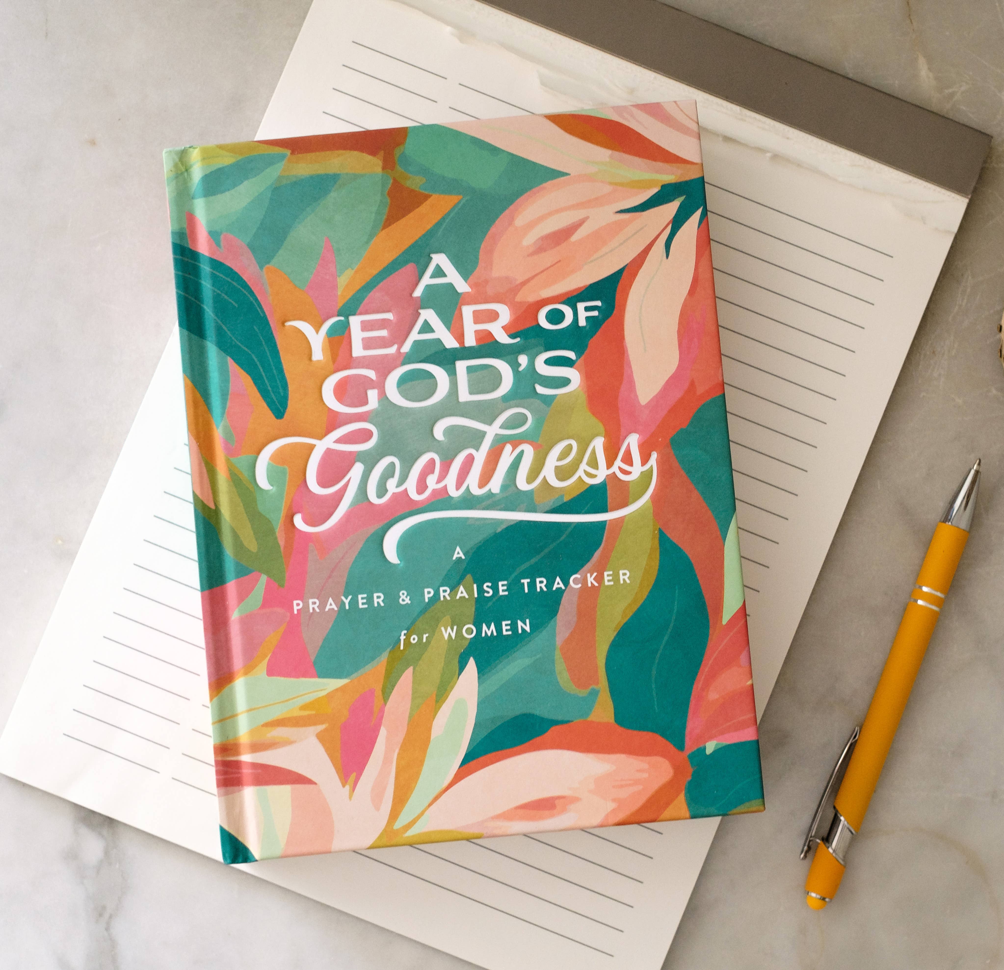 A Year of God's Goodness:A Prayer & Praise Tracker for Women - Image 2