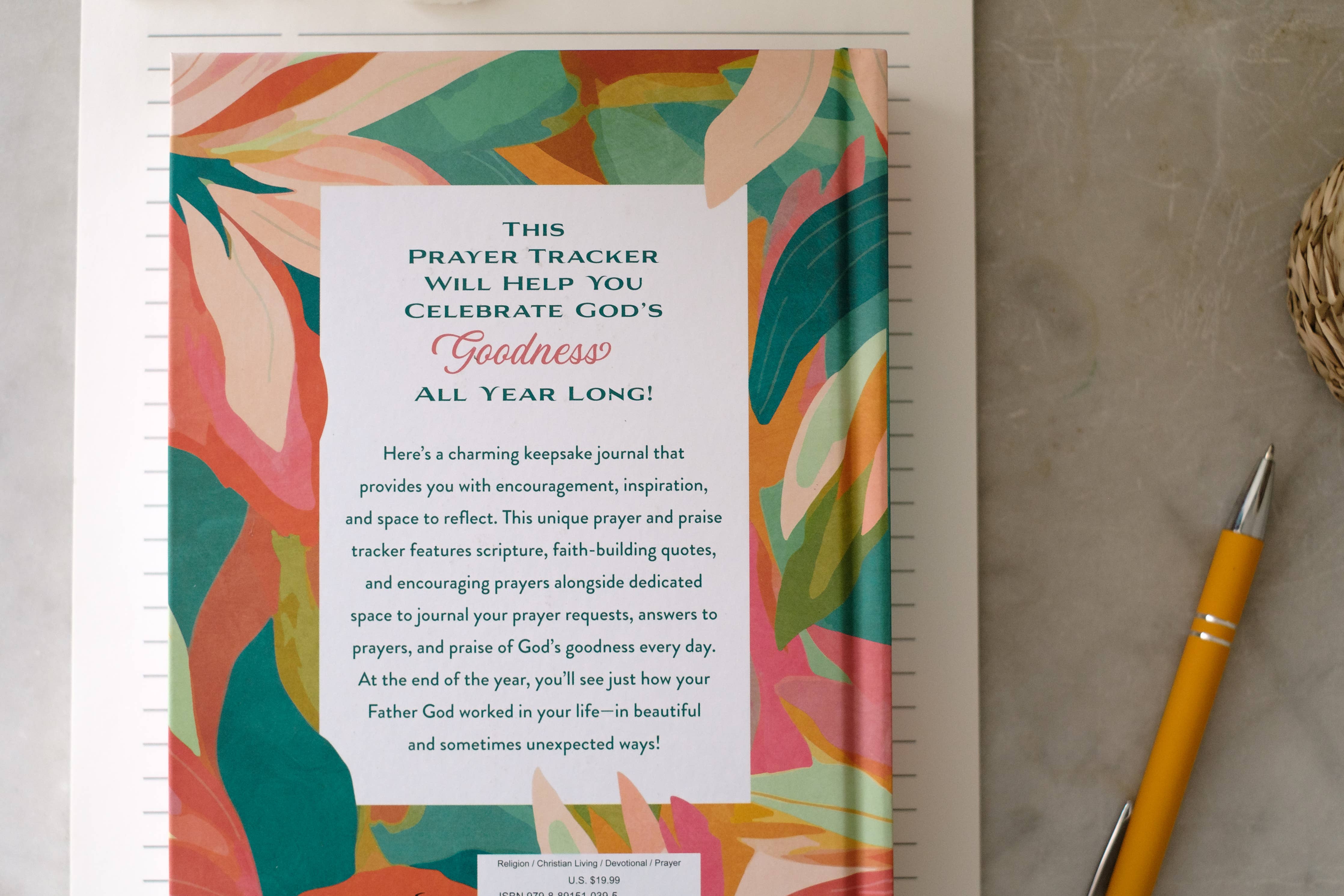 A Year of God's Goodness:A Prayer & Praise Tracker for Women - Image 3