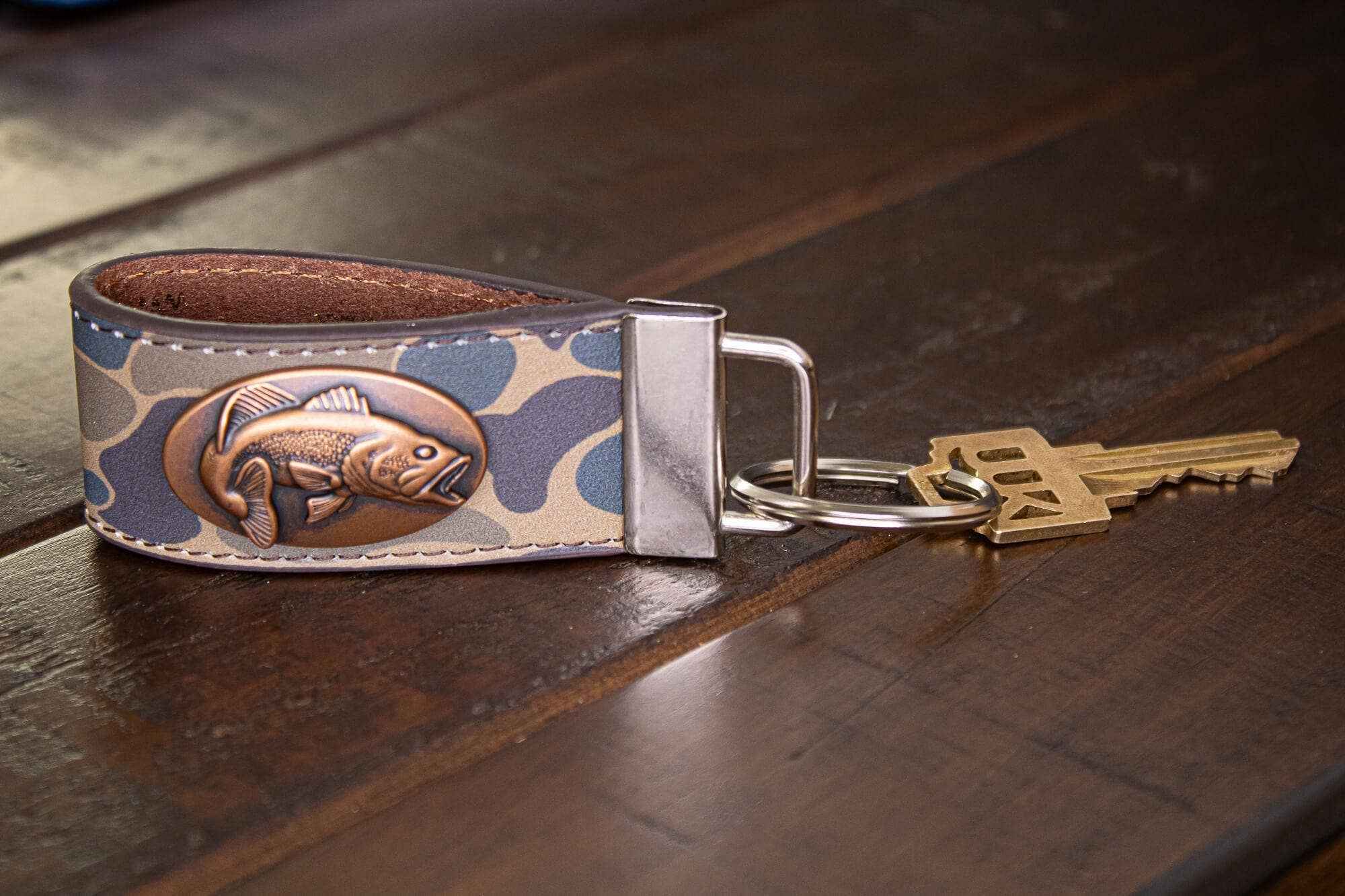 Bass Fishing Old School Camo Leather Loop Keychain.: Brown/Tan Camo - Image 4