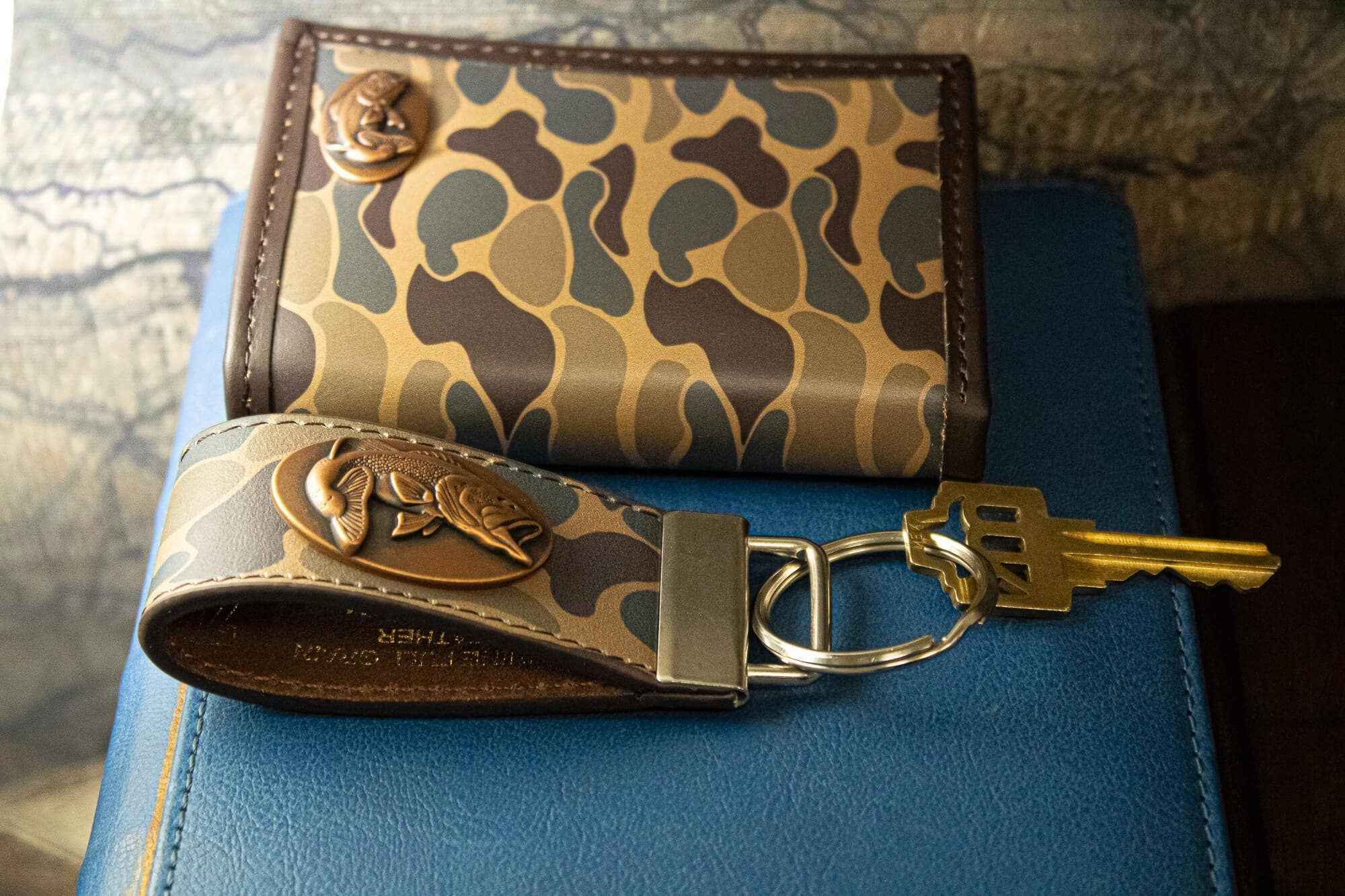 Bass Fishing Old School Camo Leather Loop Keychain.: Brown/Tan Camo - Image 6