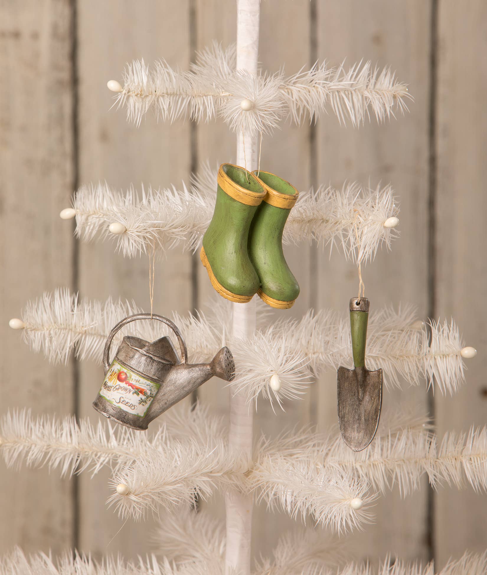 Bethany Lowe Designs - Mini Garden Ornament