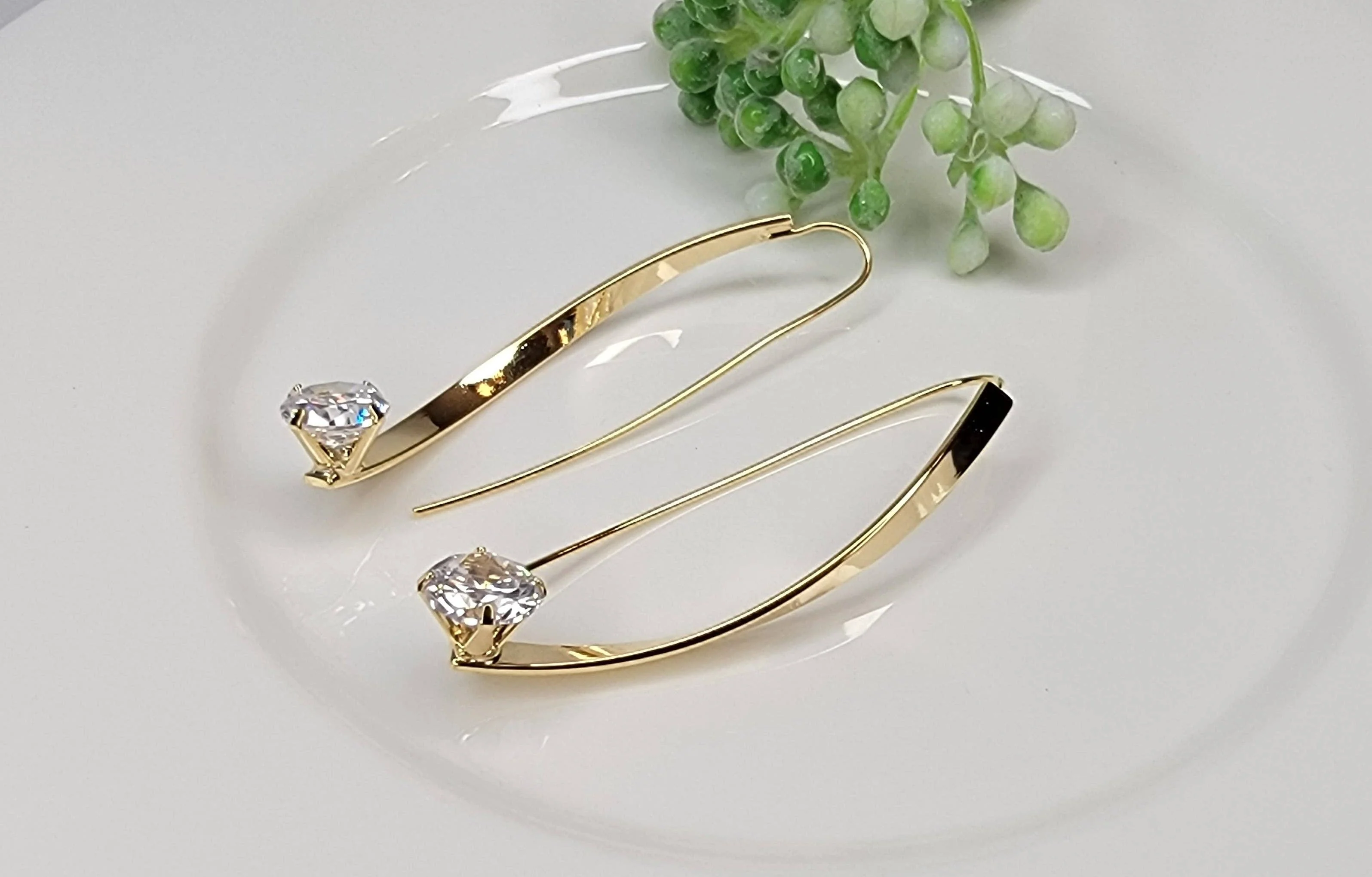 Dangle Earrings - Image 9