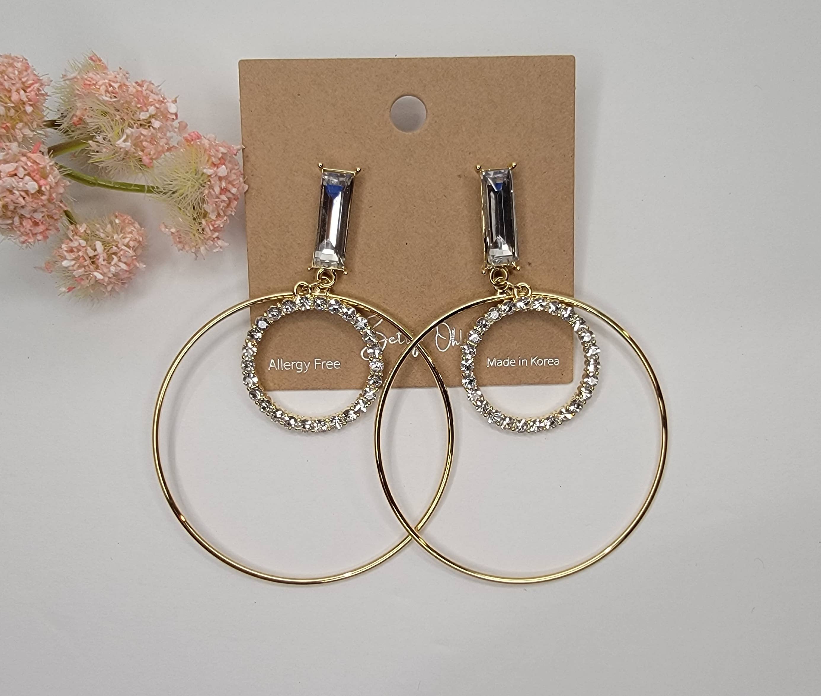 DOUBLE ROUND DANGLE EARRINGS.