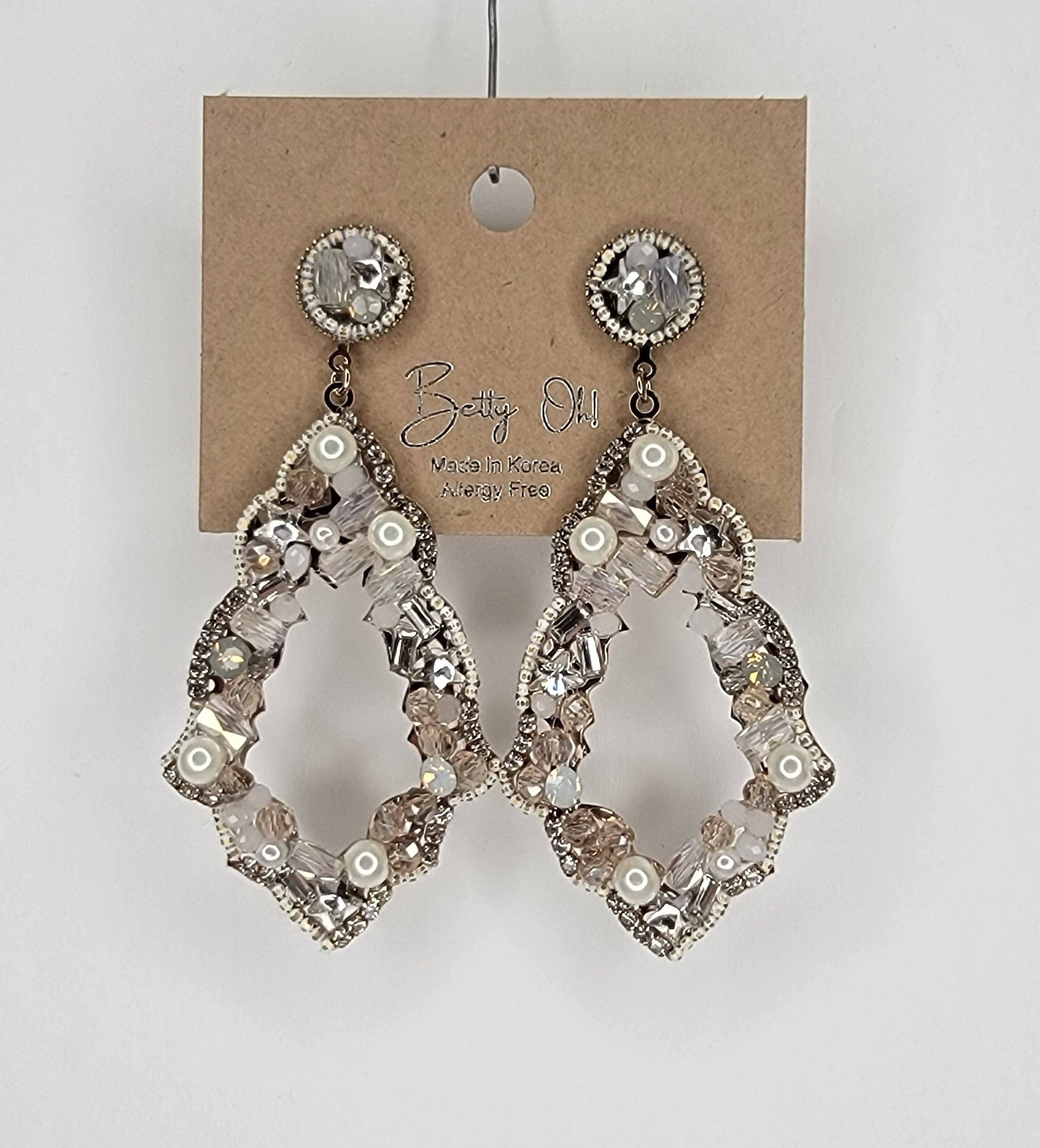 Handmade Dangle Earrings - Image 6
