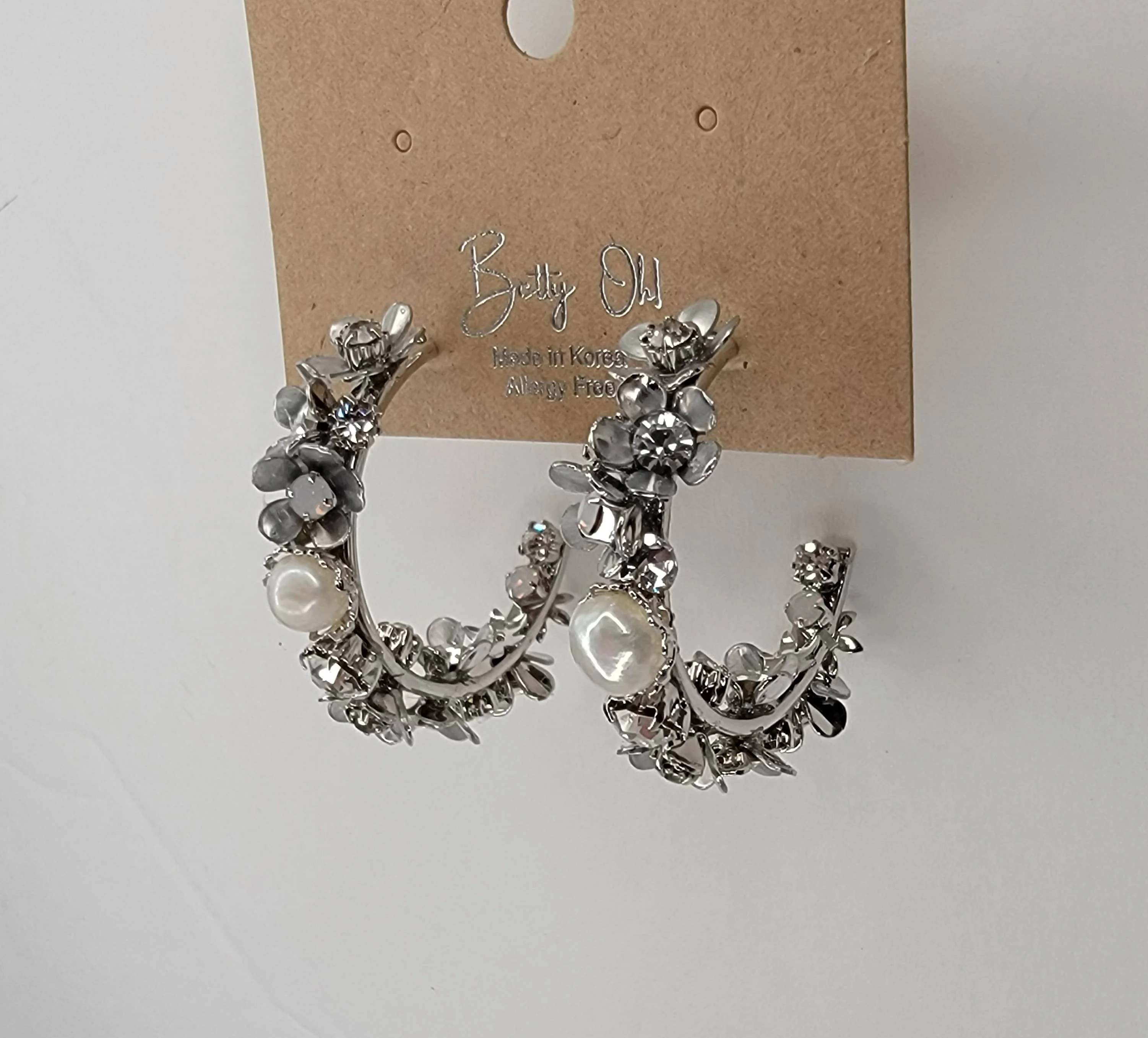 Handmade Flower Hoop Earrings. - Image 6