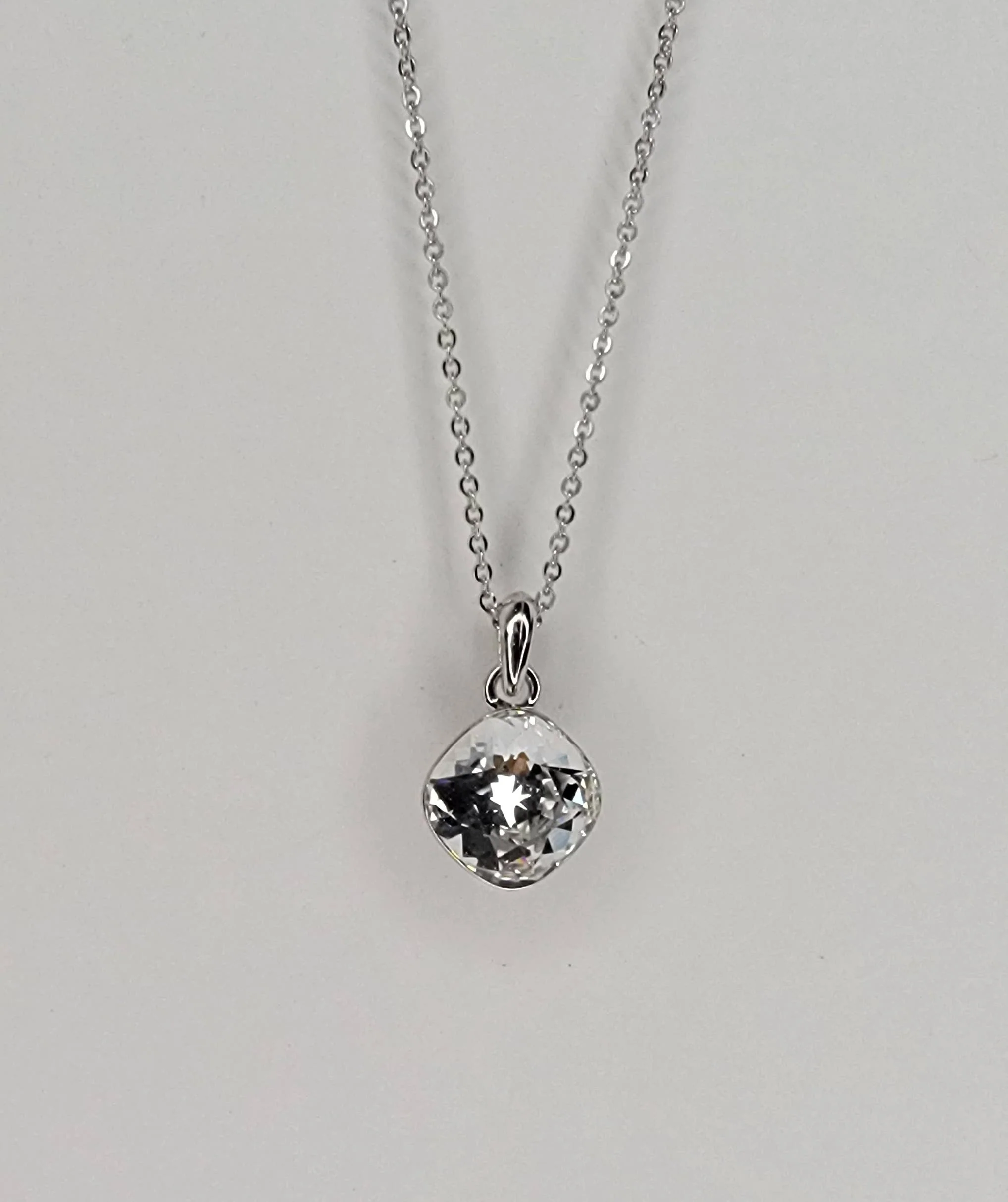 SWAROVSKI CRYSTAL CHARM NECKLACE - Image 5
