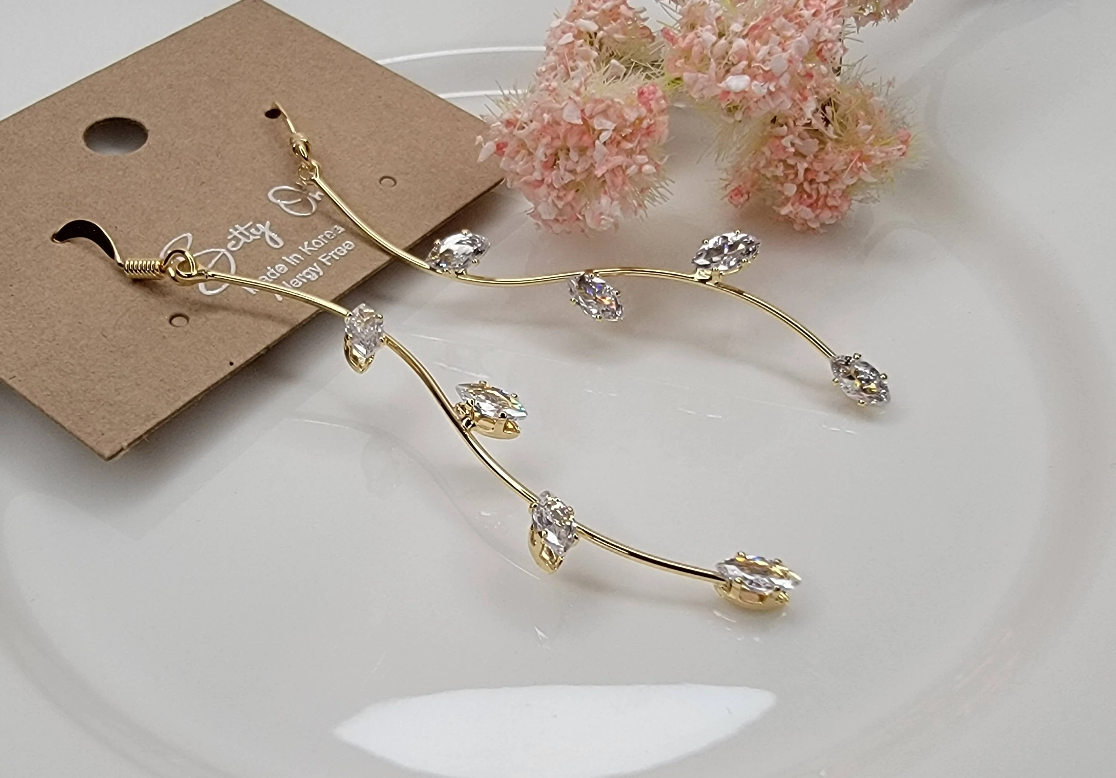 VINE SHAPE DANGLE EARRINGS - Image 2