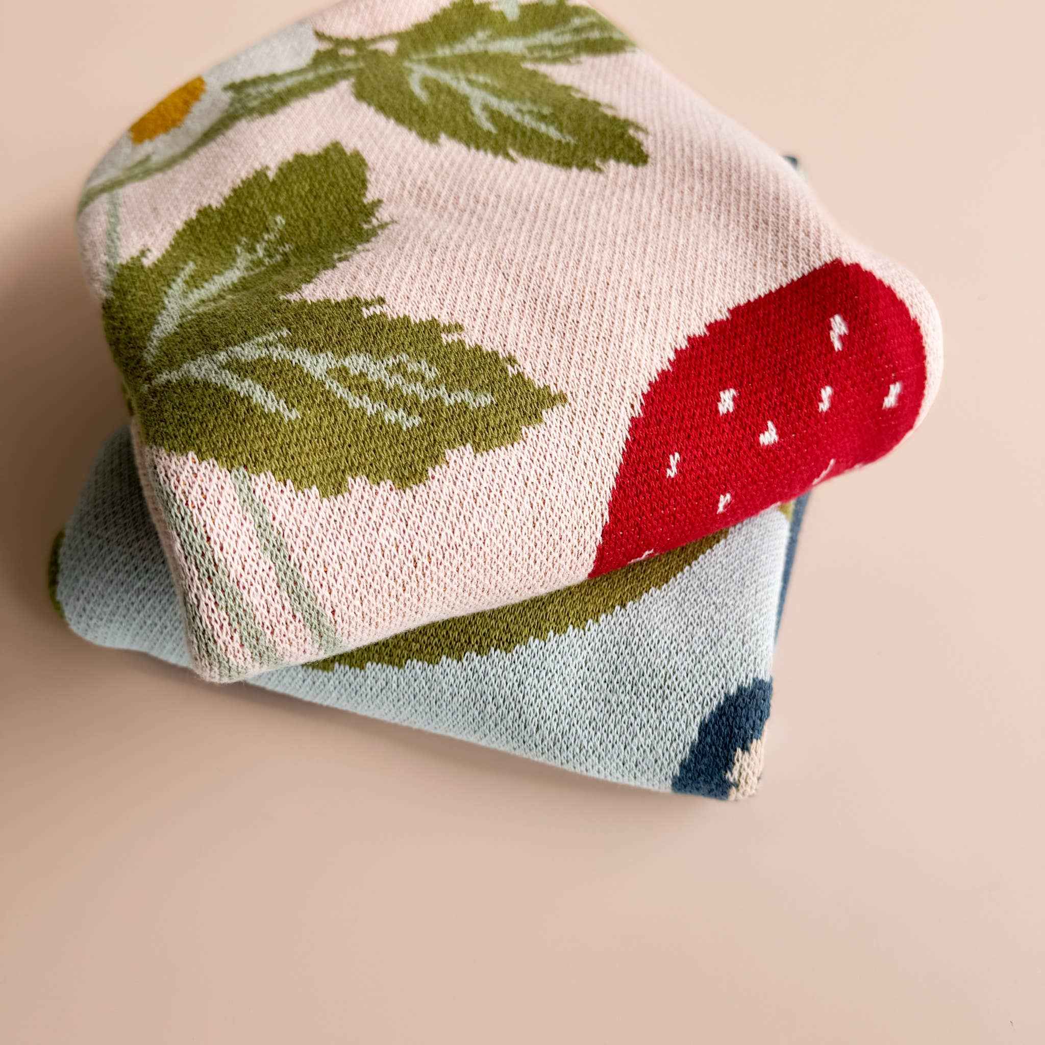 Blanket Blueberry Bear Bee Organic Cotton - Image 11