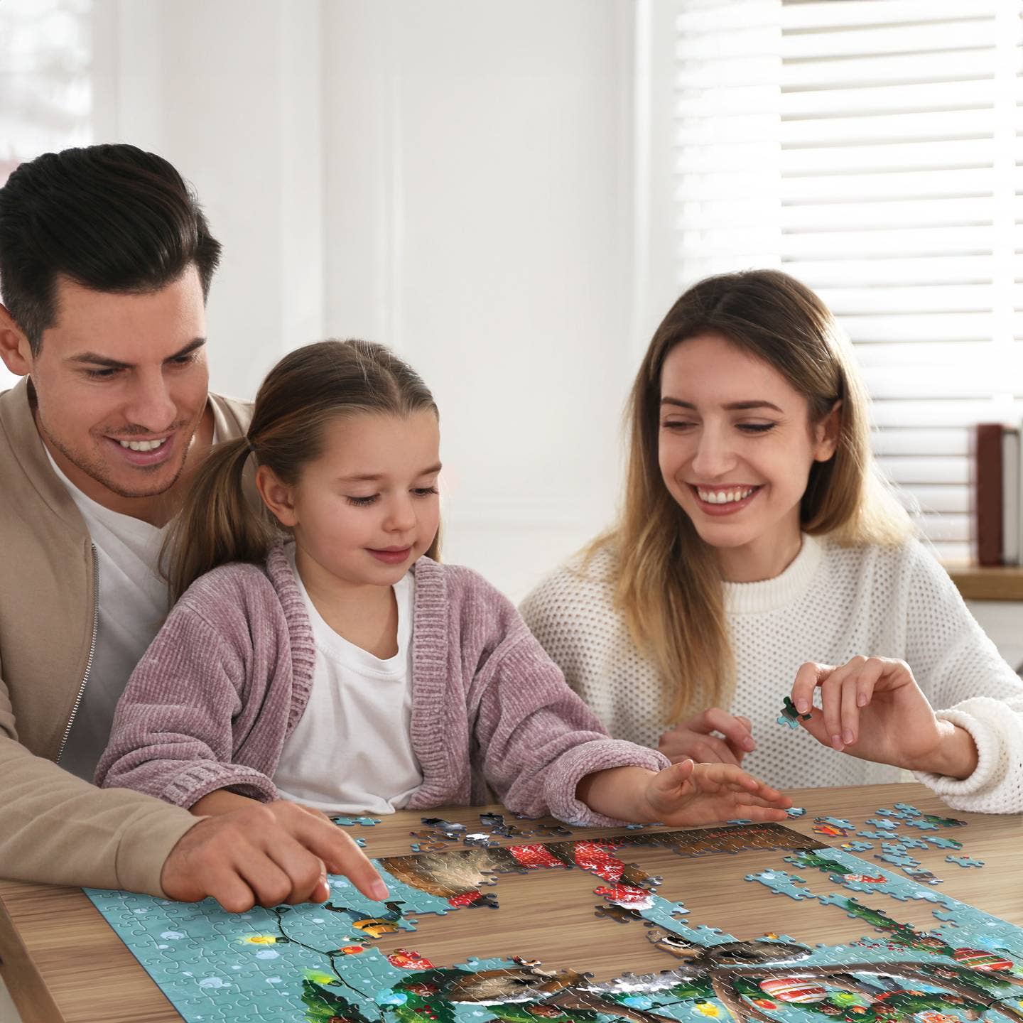 Christmas in the Antlers - 500 Piece - Image 5