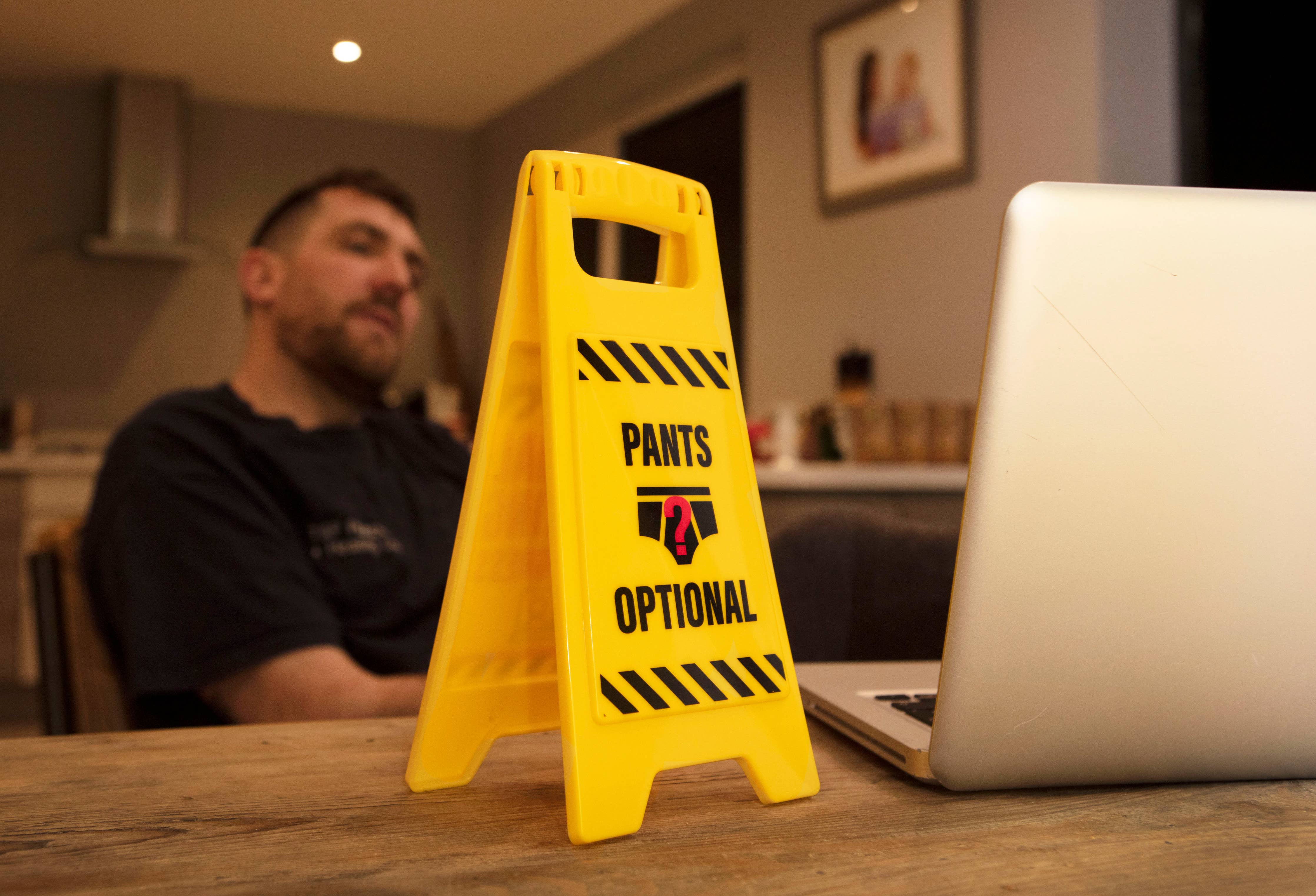 Virtual Meeting Desk Warning Sign - Joke/Gag Gifts - Image 2