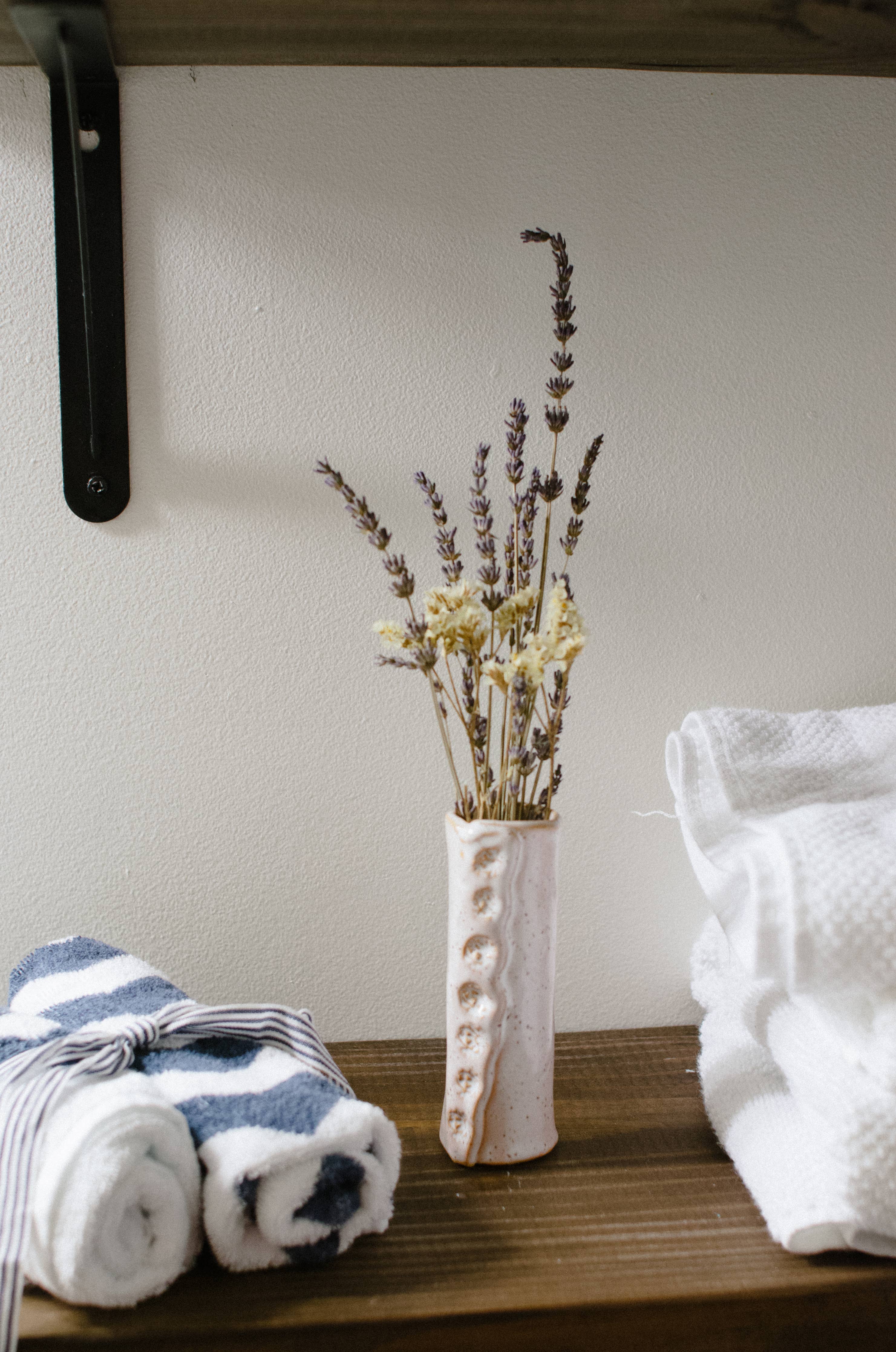 Bud Vase - Image 5
