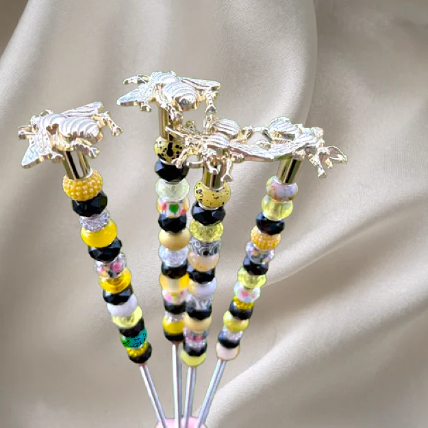 Bumblebee Fairy Garden Beaded Plant Stakes : 7 inch - Image 3