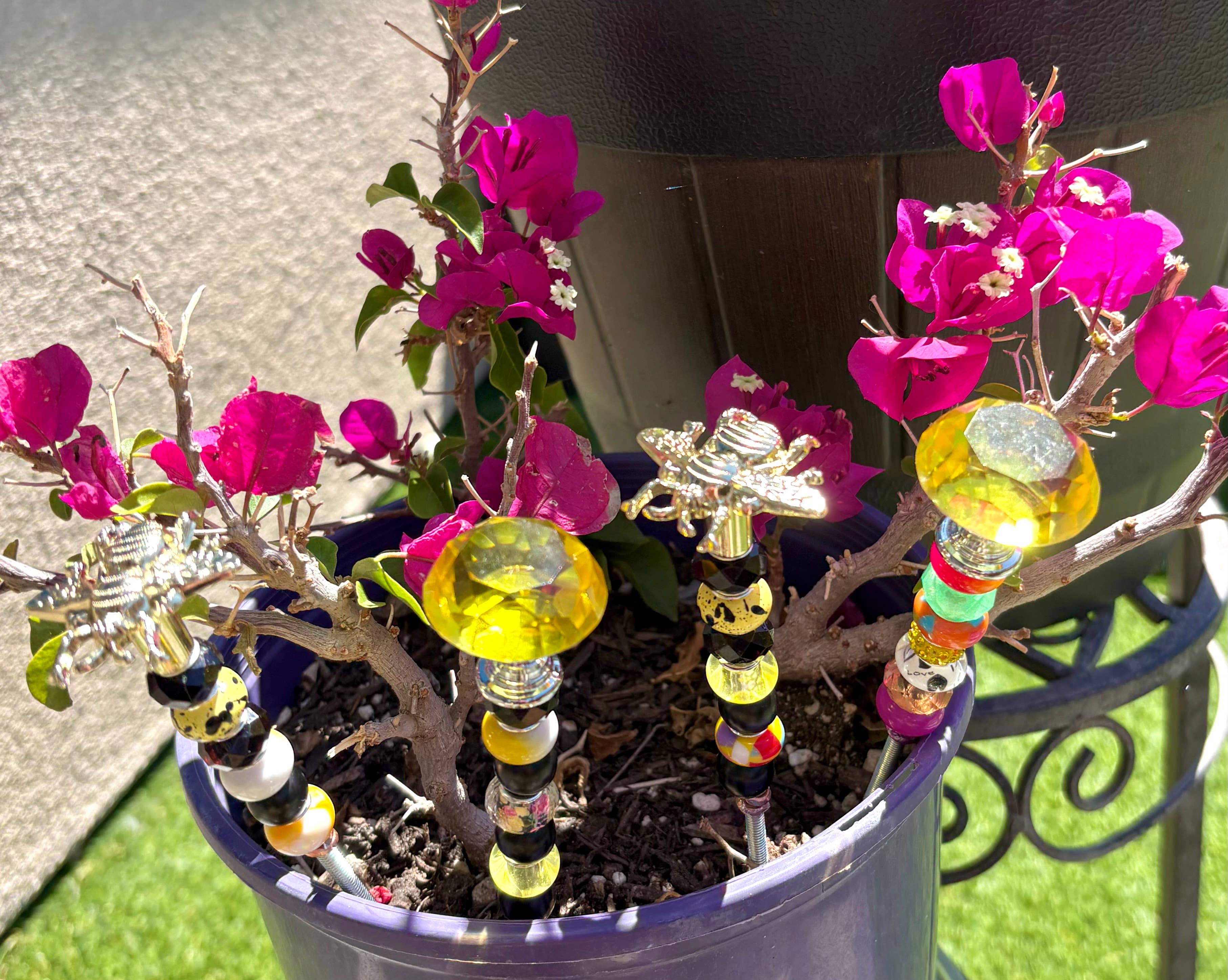 Bumblebee Fairy Garden Beaded Plant Stakes : 7 inch - Image 8