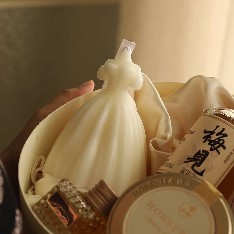 Handcrafted Wedding Dress Scented Candles - Image 4
