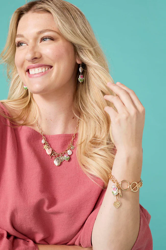 Charming Blossom Earrings - pink - Image 2