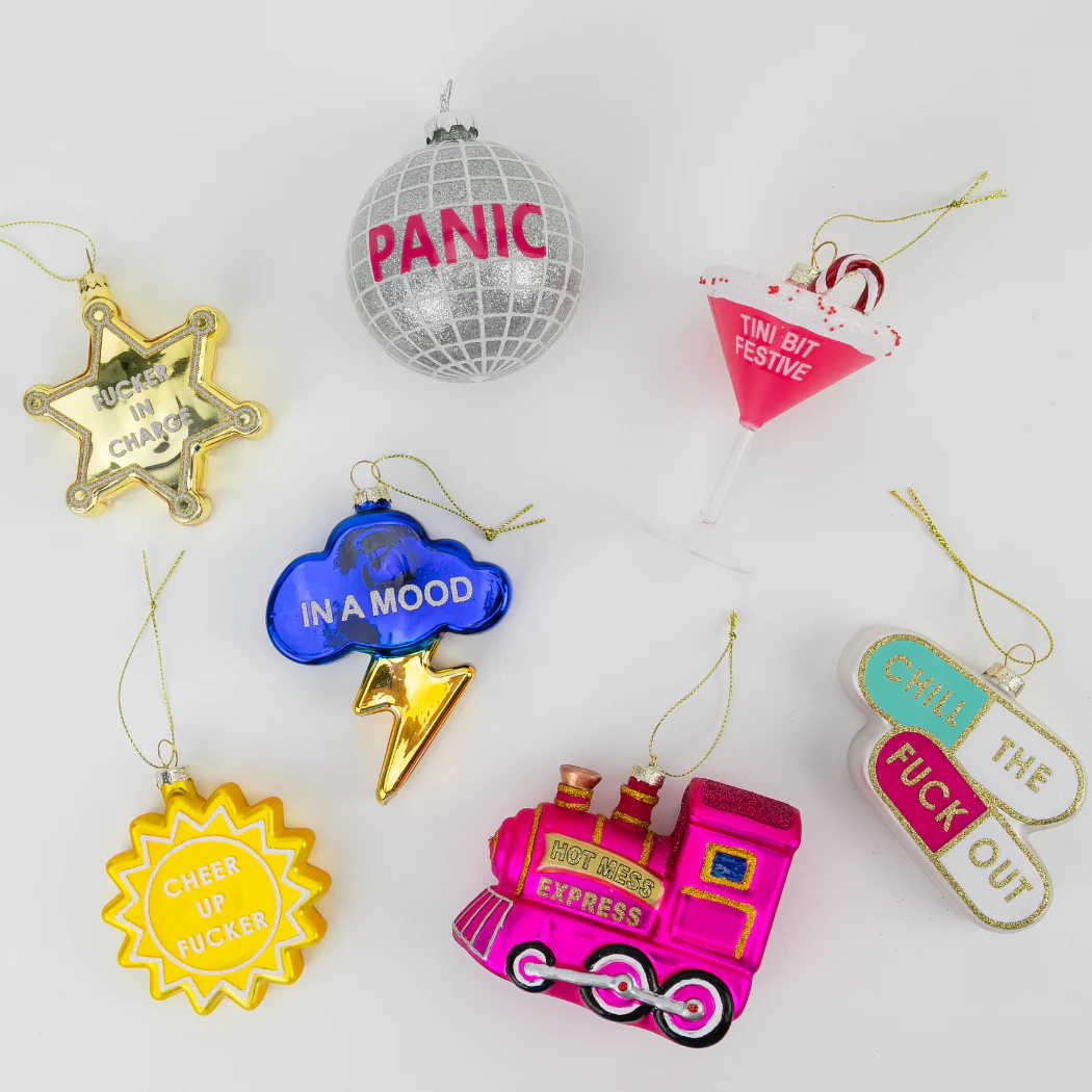 Chez Gagné - Hot Mess Express - Locomotive Train - Glass Blown Holiday Ornament - Image 11