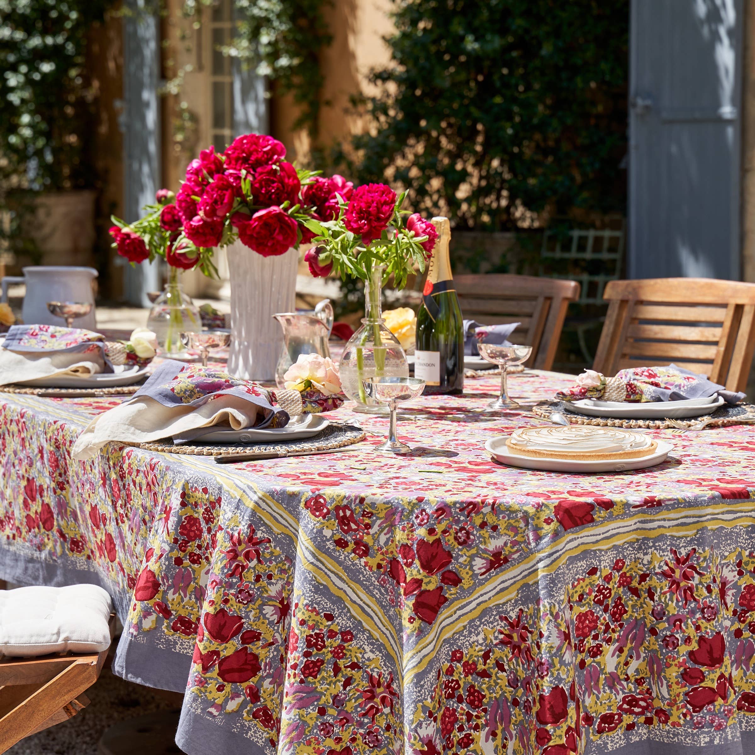 Jardin Red & Grey | French Tablecloths - Image 3
