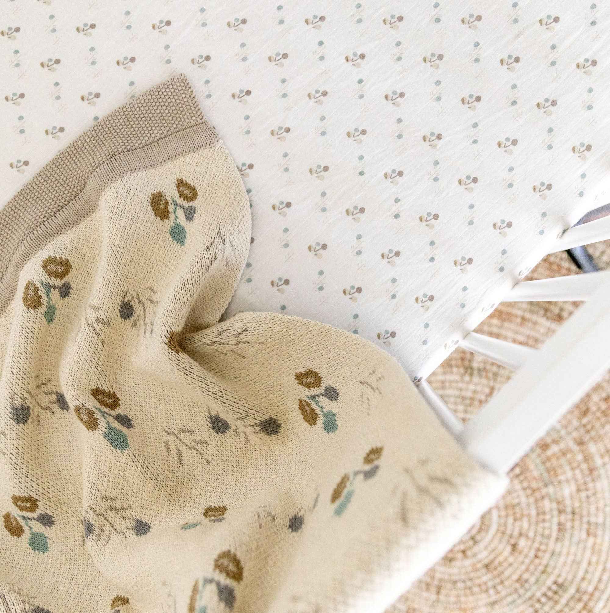 Avery Organic Cotton Knitted Baby Blanket (Poppy) - Image 7