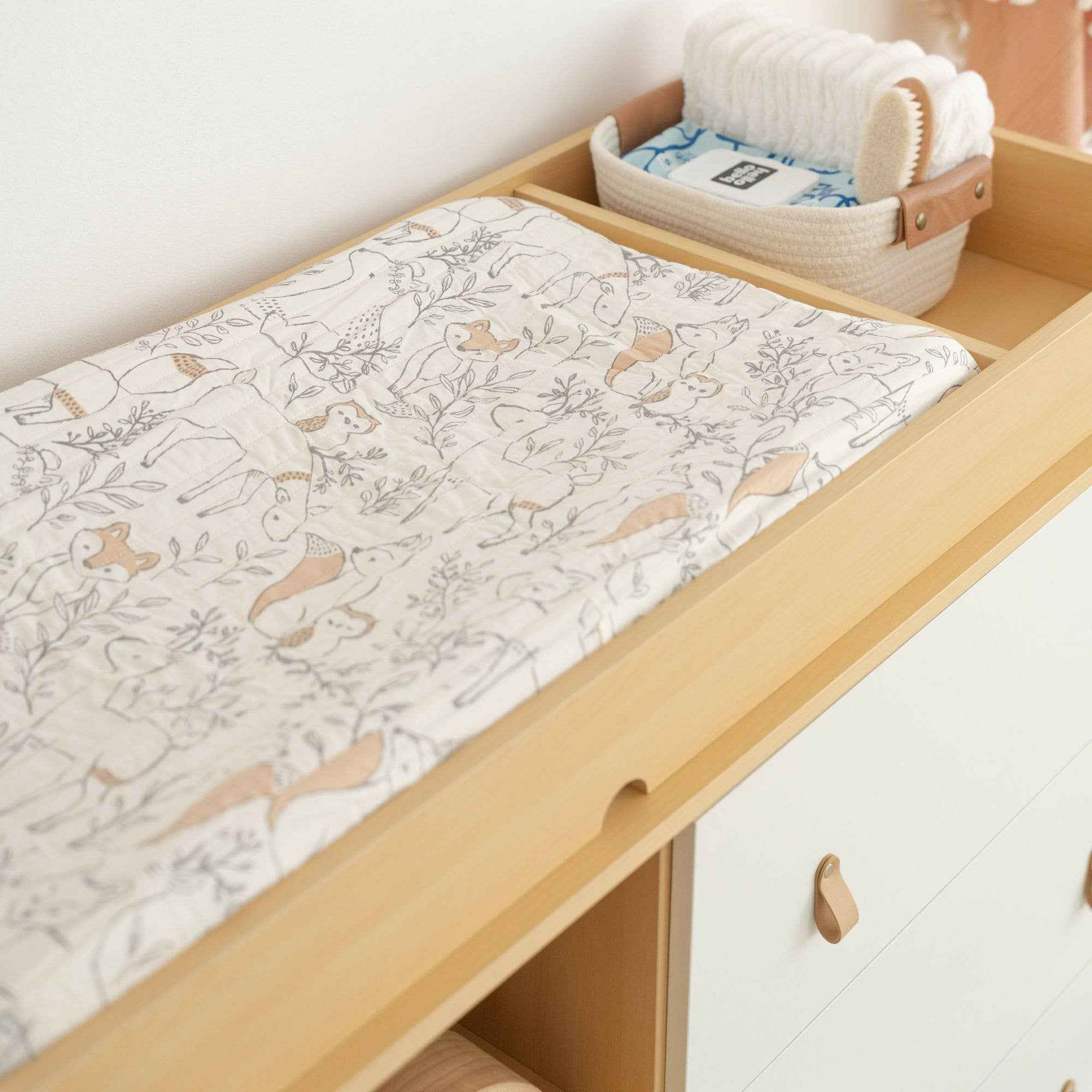 Ezra Woodland Change Pad Cover (Fox Print) - Image 3