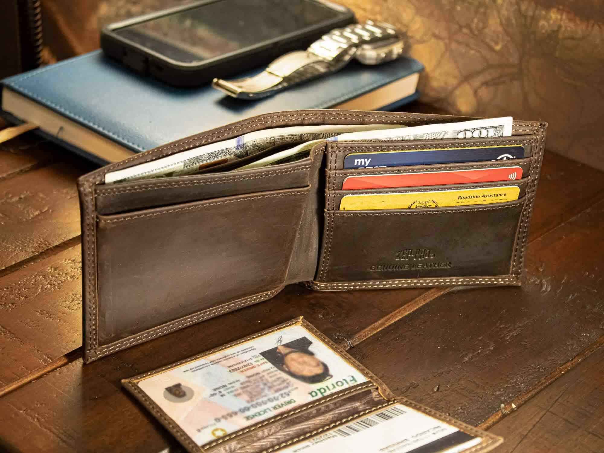 Cross Leather Bifold Wallet: Crazyhorse Brown - Image 9