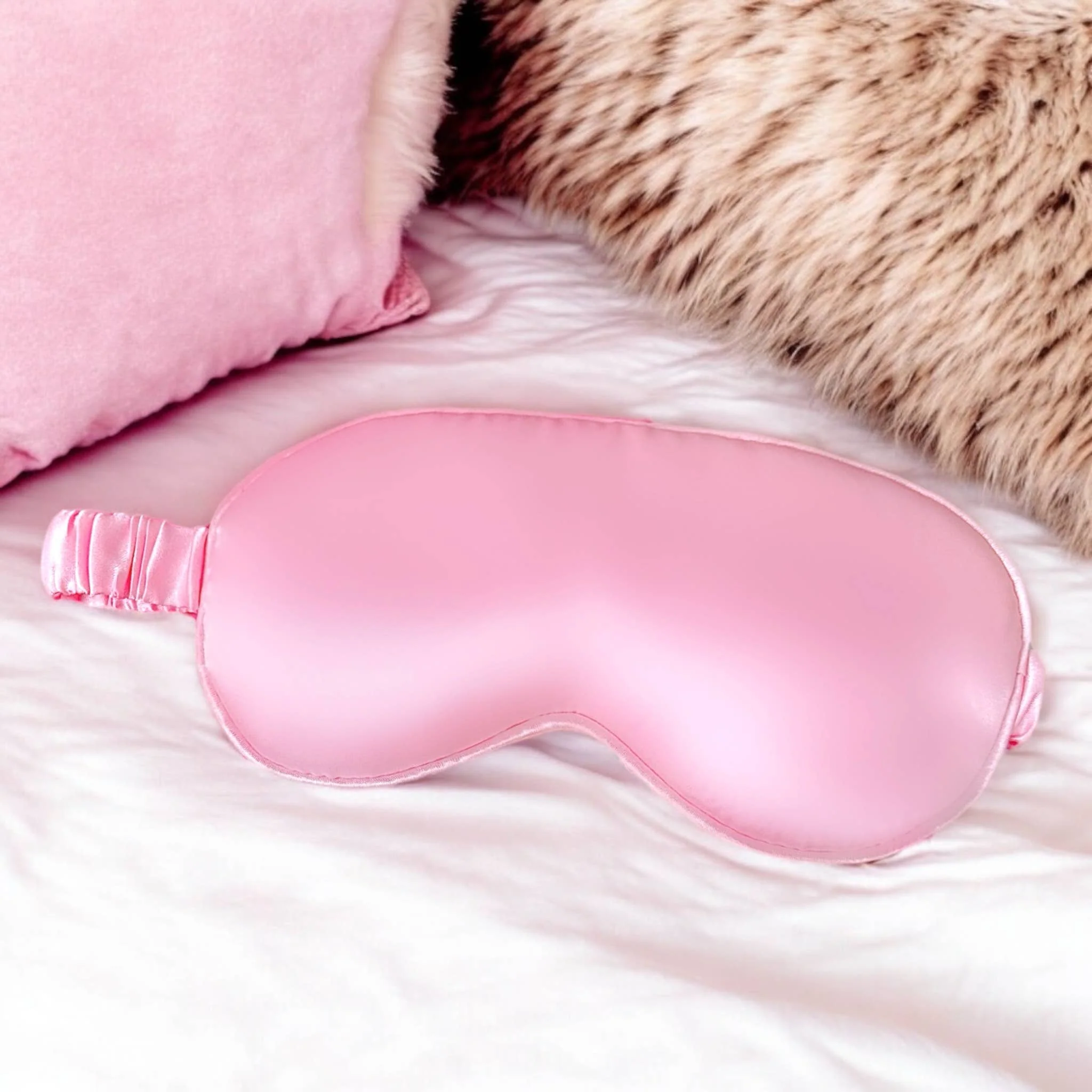 Dabble Doll - Sleep Mask, Blackout Eye Cover in Pink - Image 3