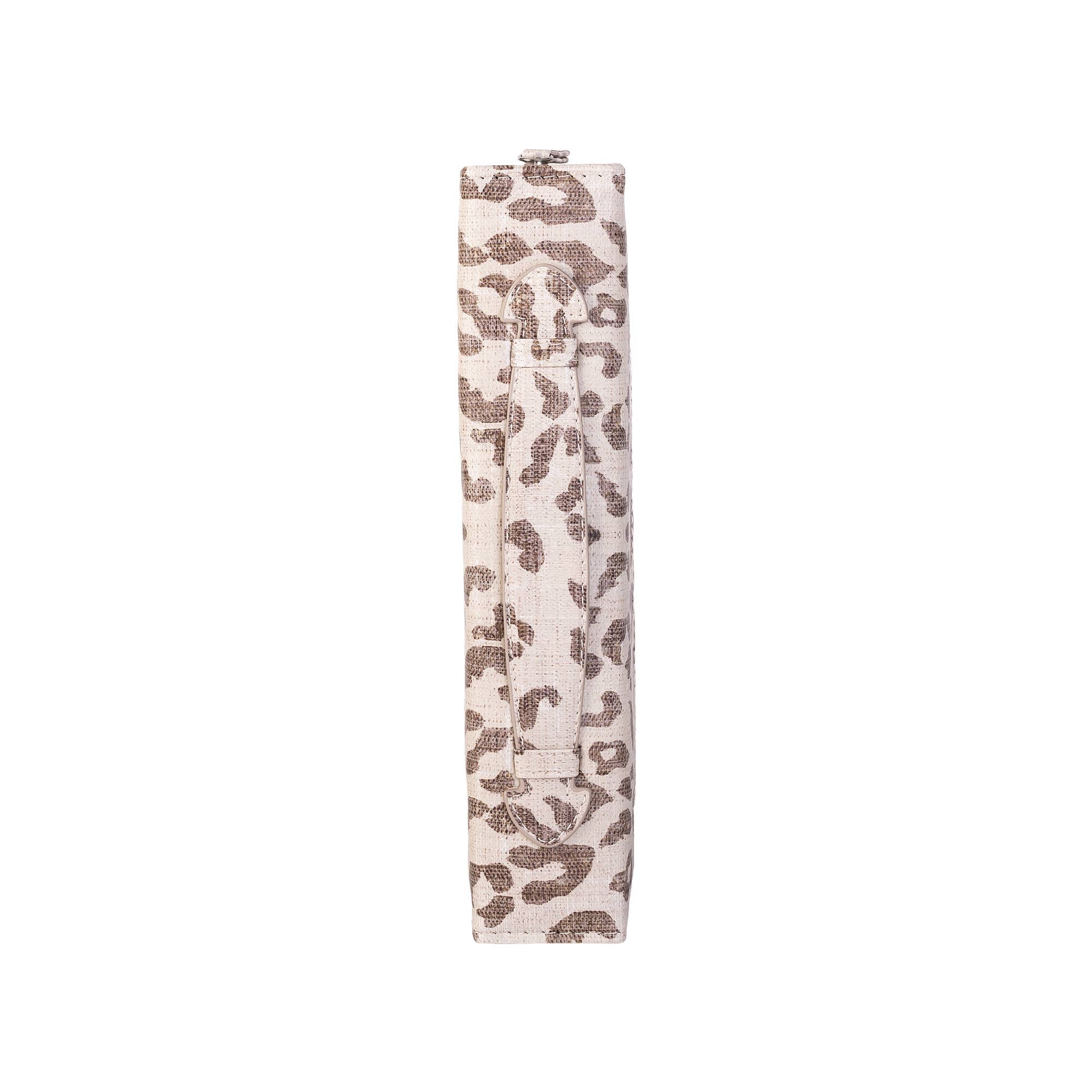 Divinity Boutique - Divine Details: Bible Cover - Leopard w/Metallic Gold - Image 4