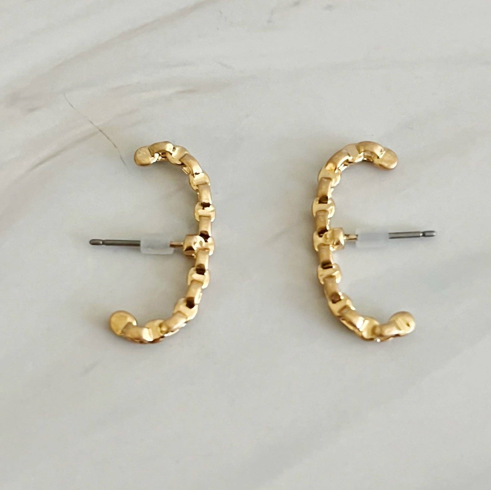 Chain C Shape Post Earrings - Image 4