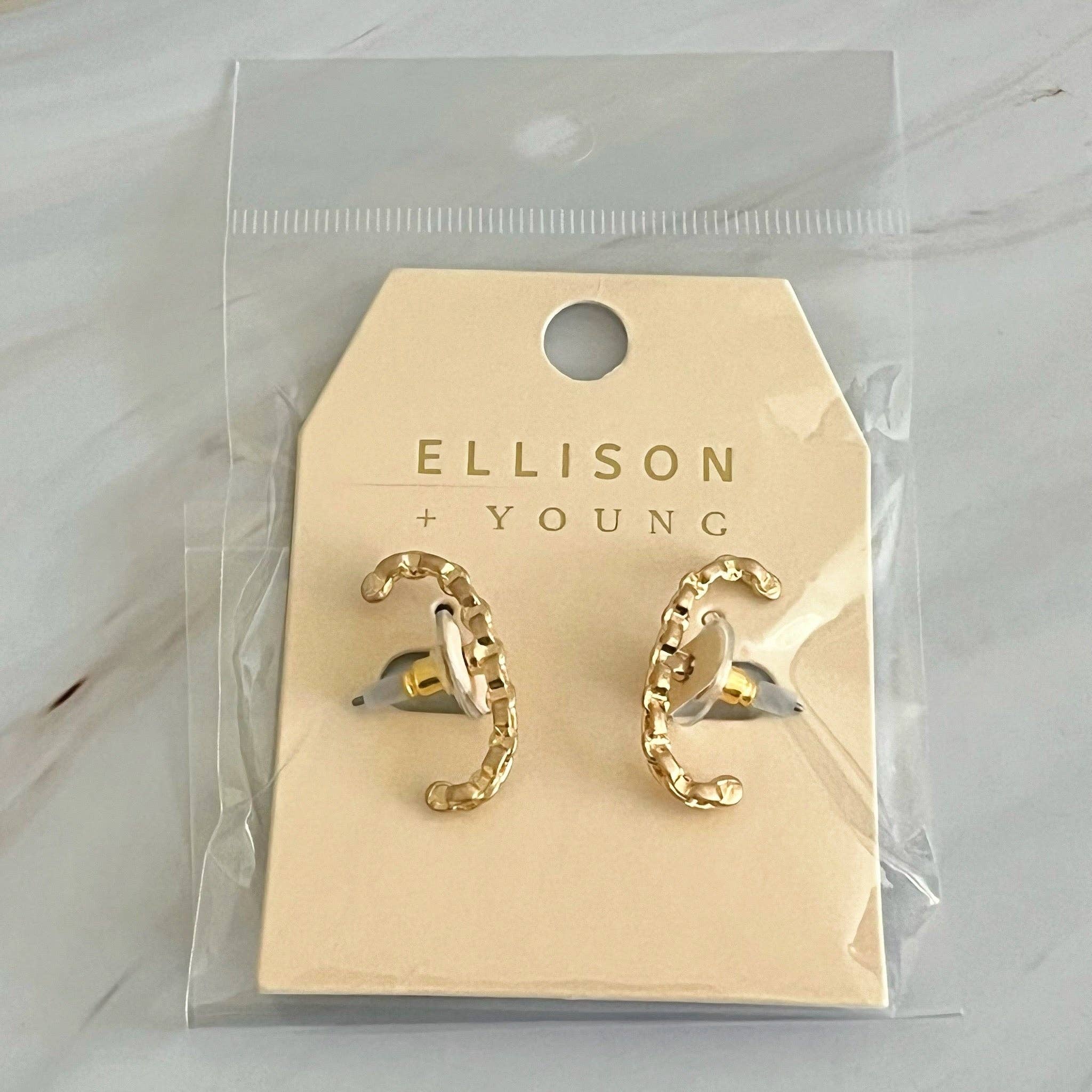 Chain C Shape Post Earrings - Image 6