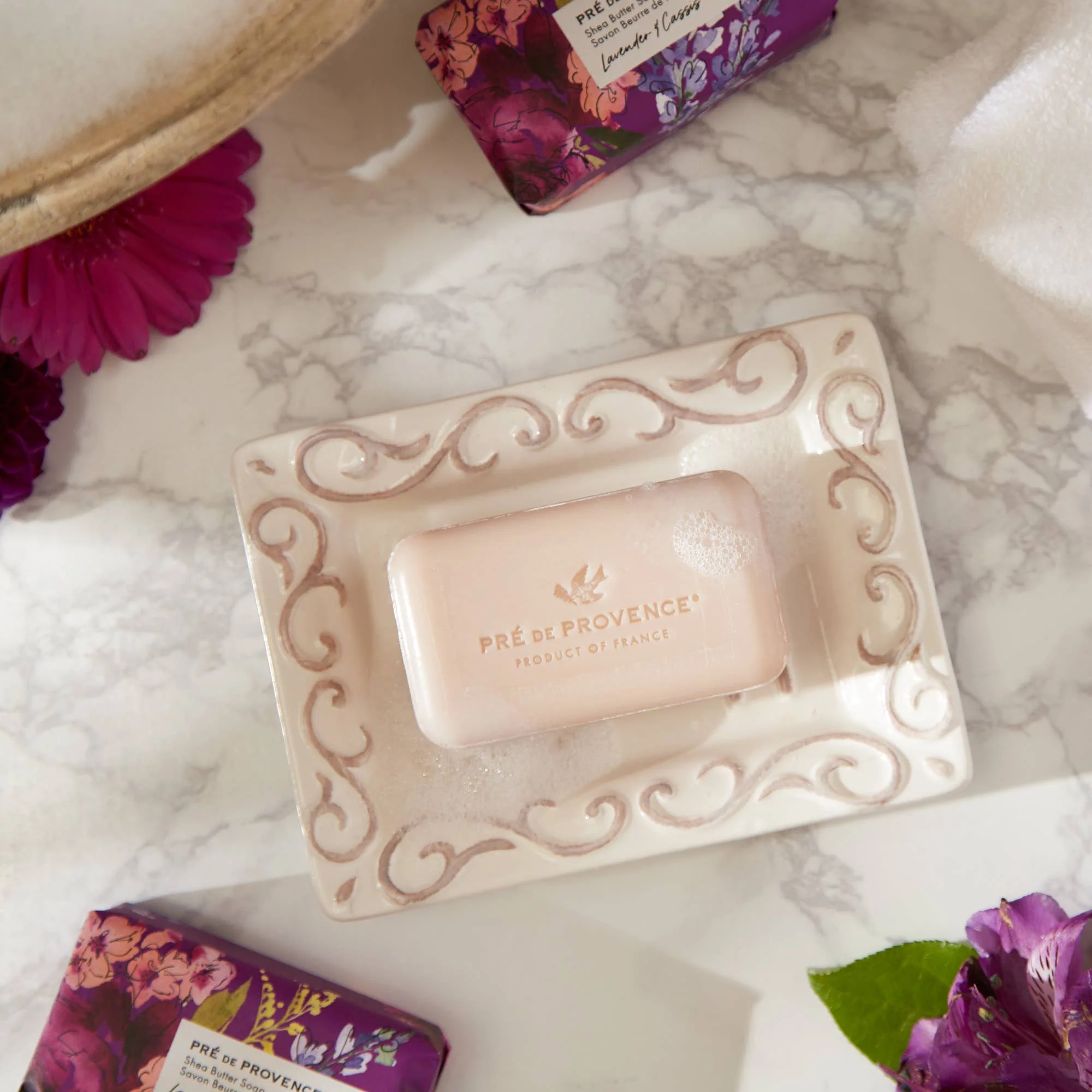 Lavender & Cassis Soap Bar (150g) - Image 2