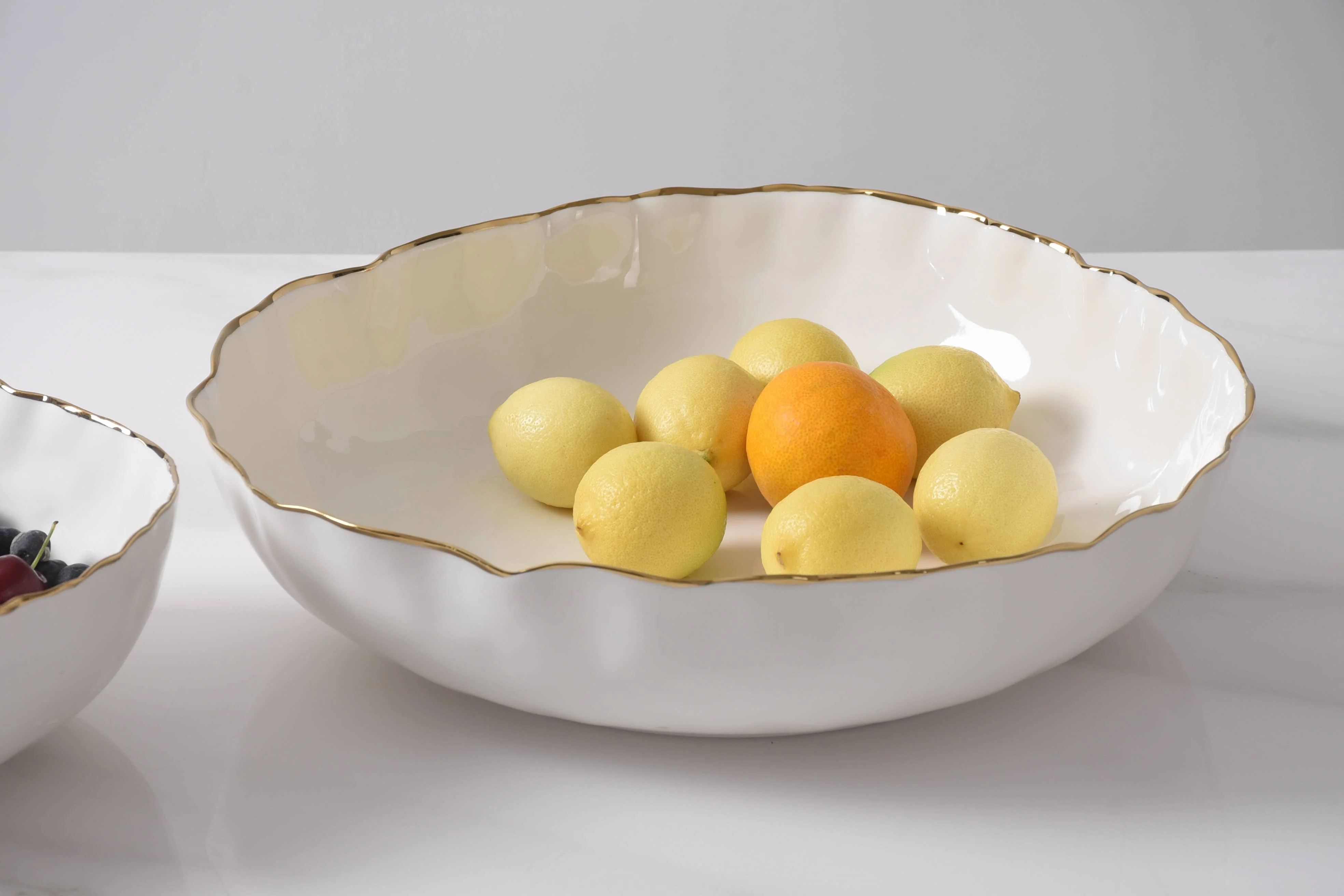 Ex Lg Shallow Bowl Gold Trim - Image 4