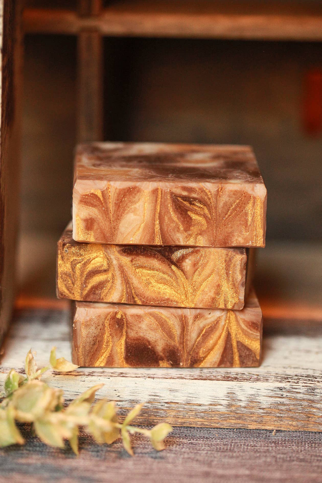 Tobacco and Honey Cold Process Soap, Luxury Shea Butter Soap - Image 3