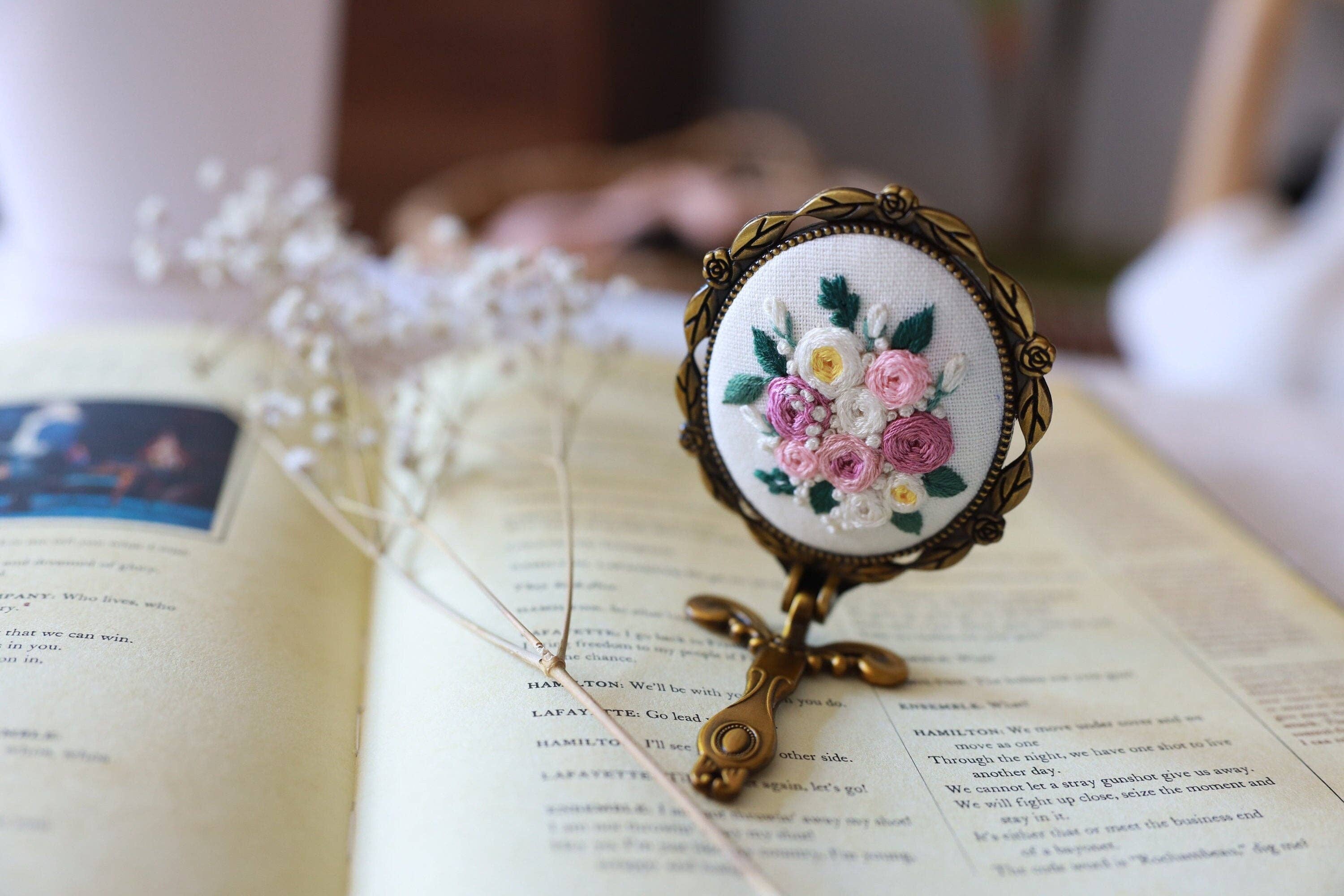 Vintage Embroidered Compact Mirror - Image 4