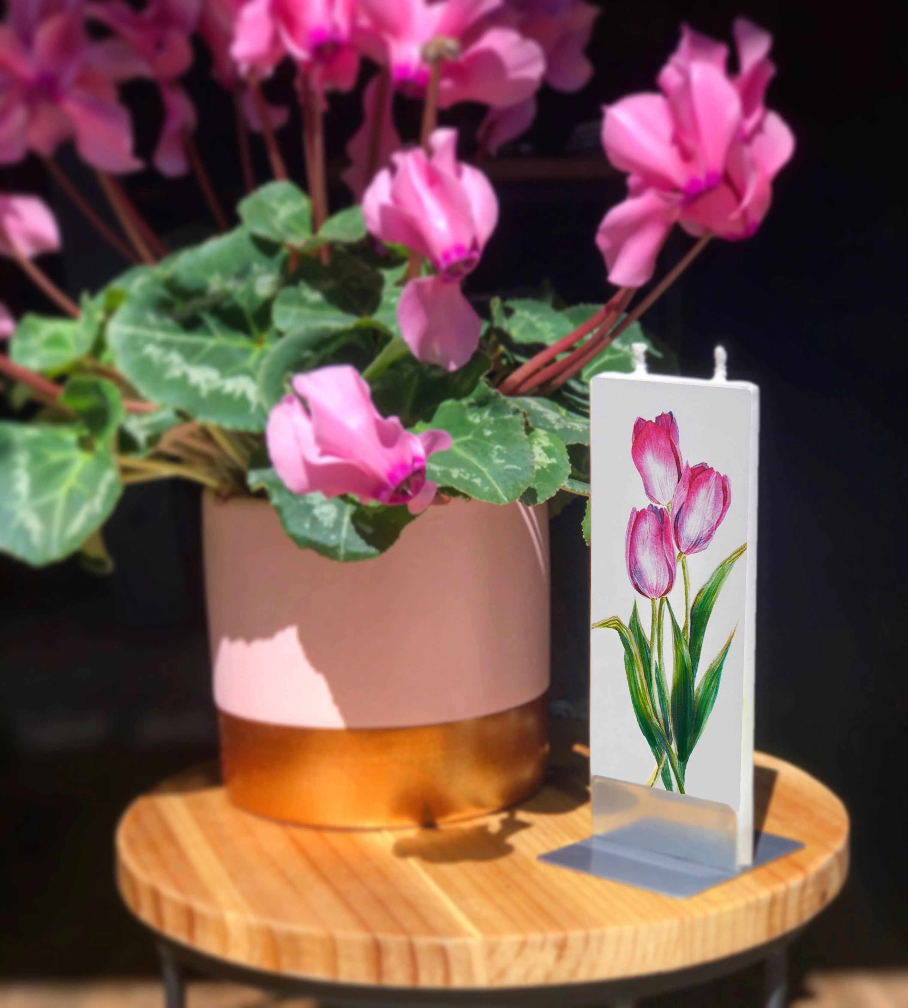 Flat Handmade Candle-Red Tulips - Image 3