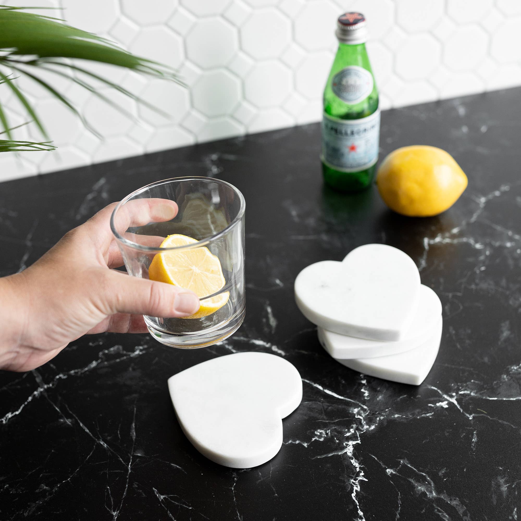 Set 4 Heart Coasters White Marble & Jute