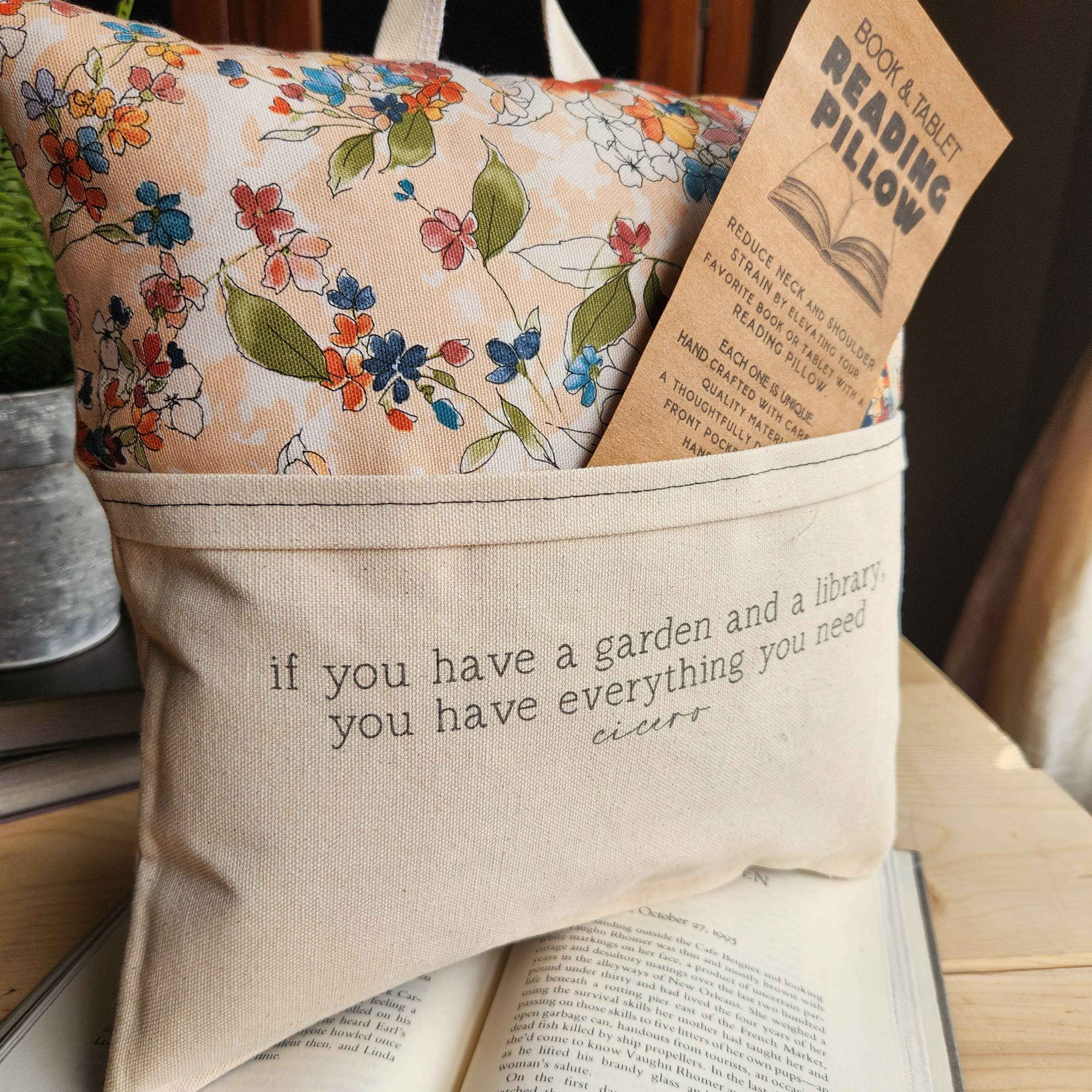 Garden... Cicero, Reading Pillow, autumn floral - Image 3