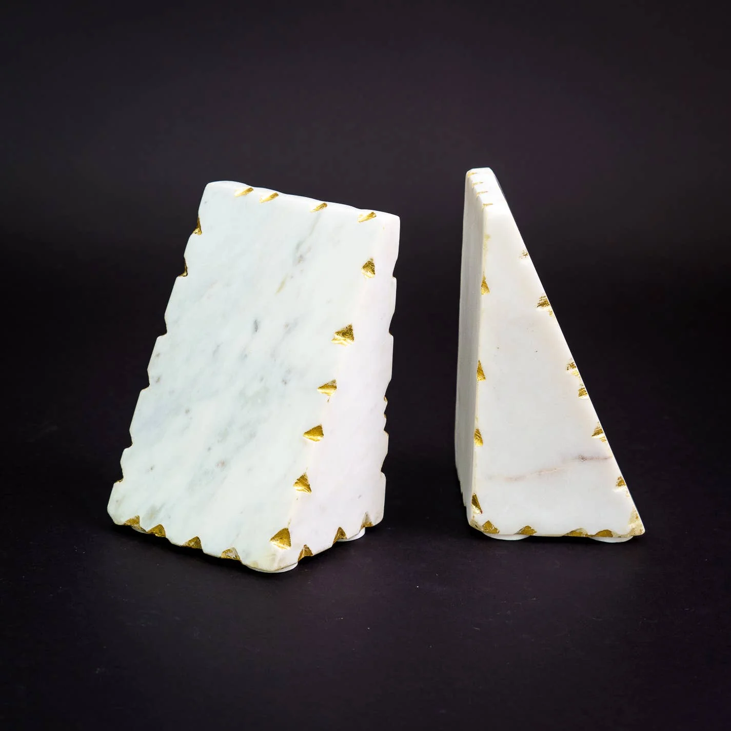 Gold Border Triangle Bookends (2 pc) - Image 4