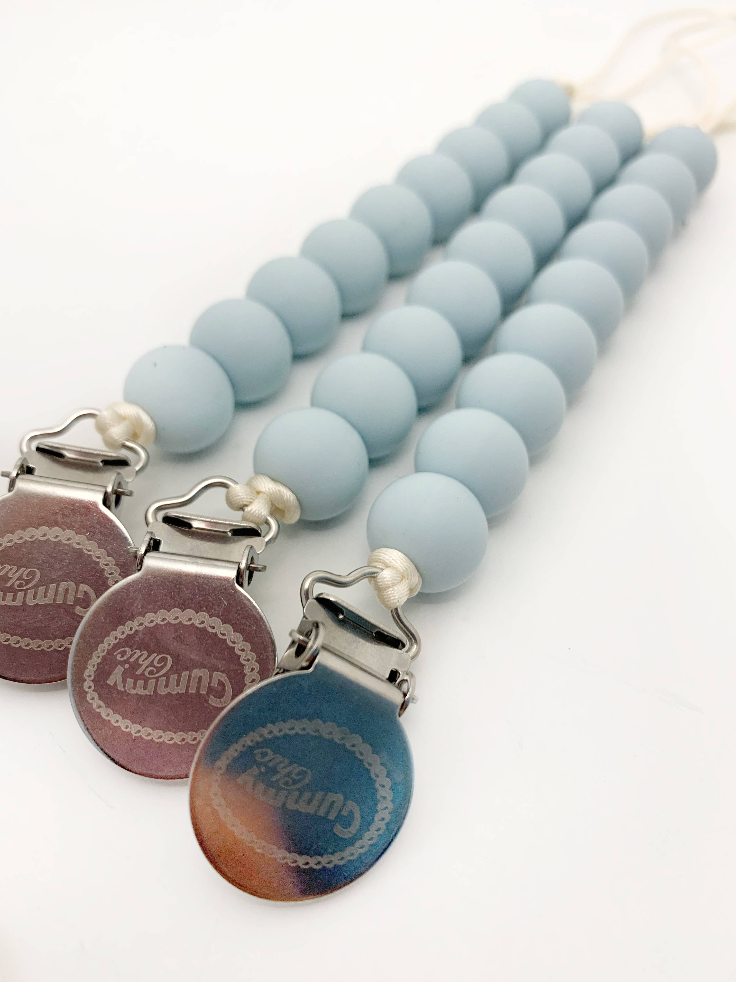 Gummy Chic Silicone Pacifier Holder Clip - Image 2