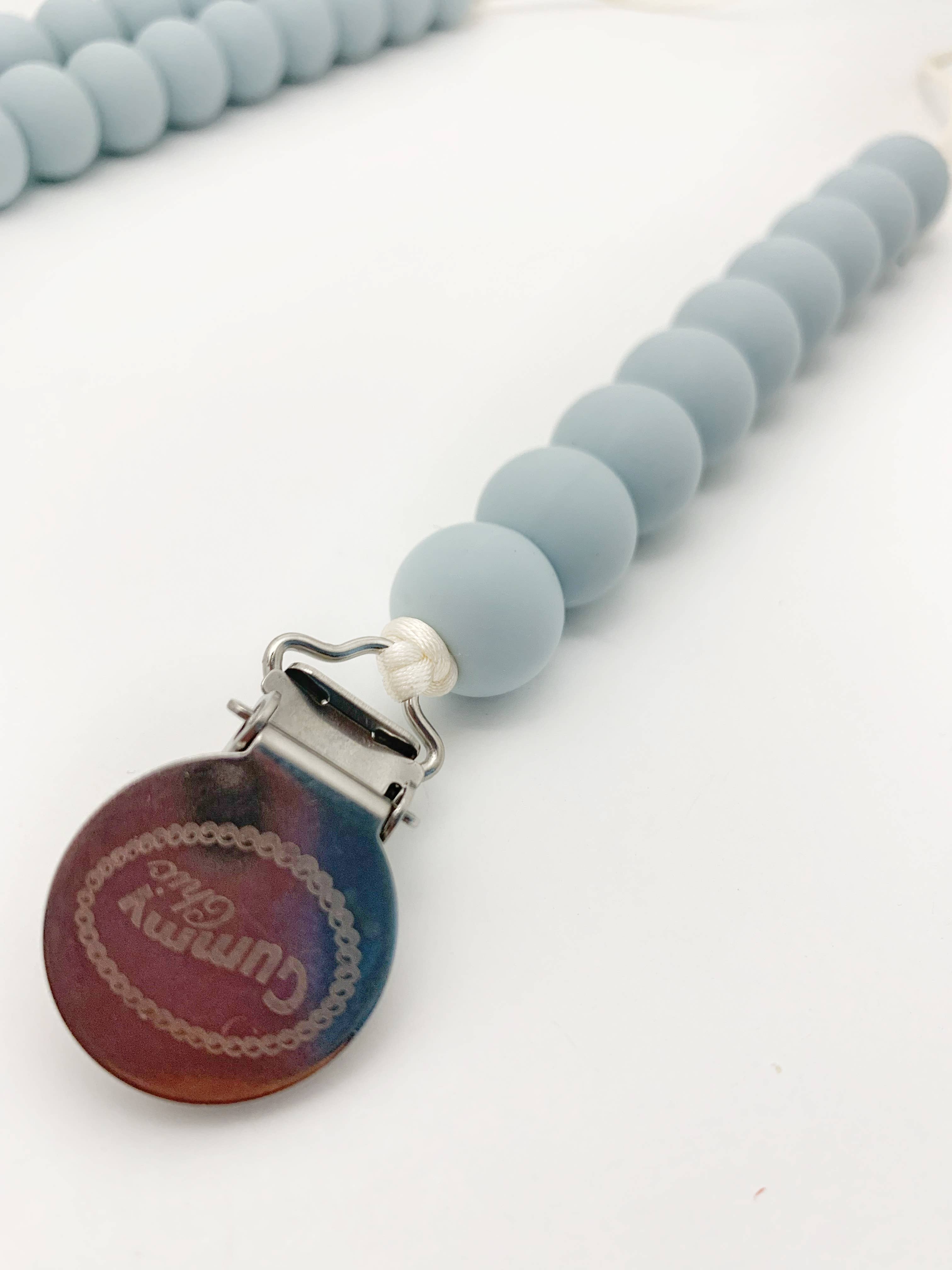 Gummy Chic Silicone Pacifier Holder Clip - Image 7