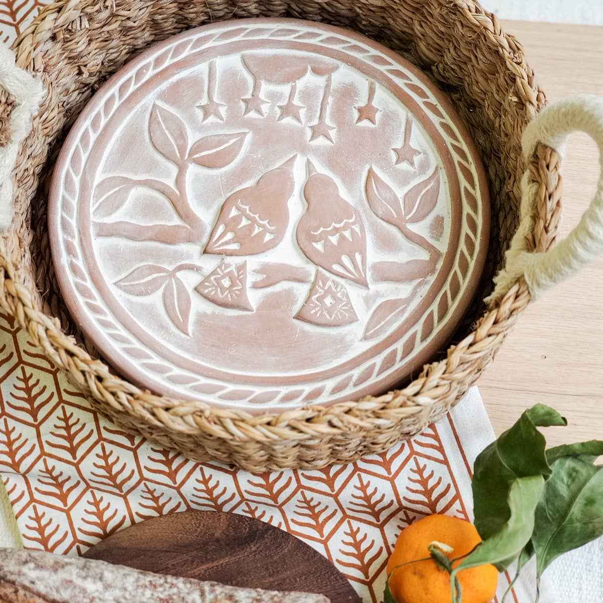 Handmade Bread Warmer & Wicker Basket - Lovebirds Round - Image 2
