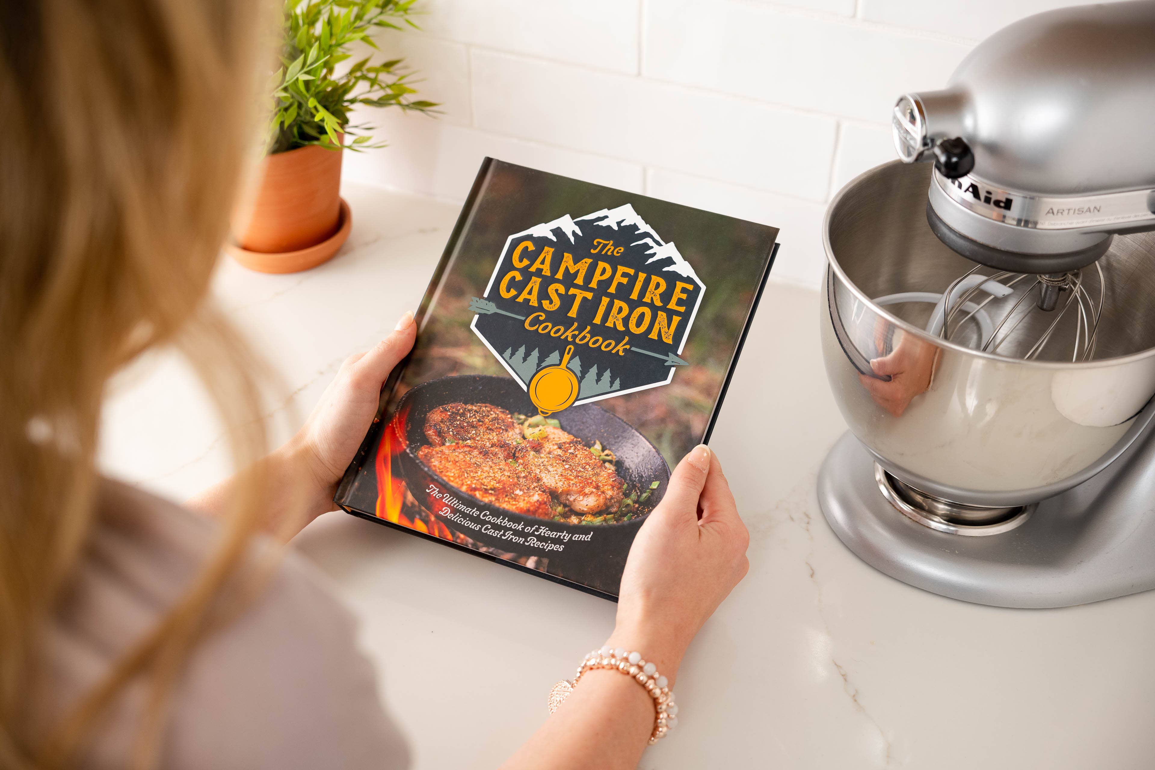 The Campfire Cast Iron Cookbook - Image 8