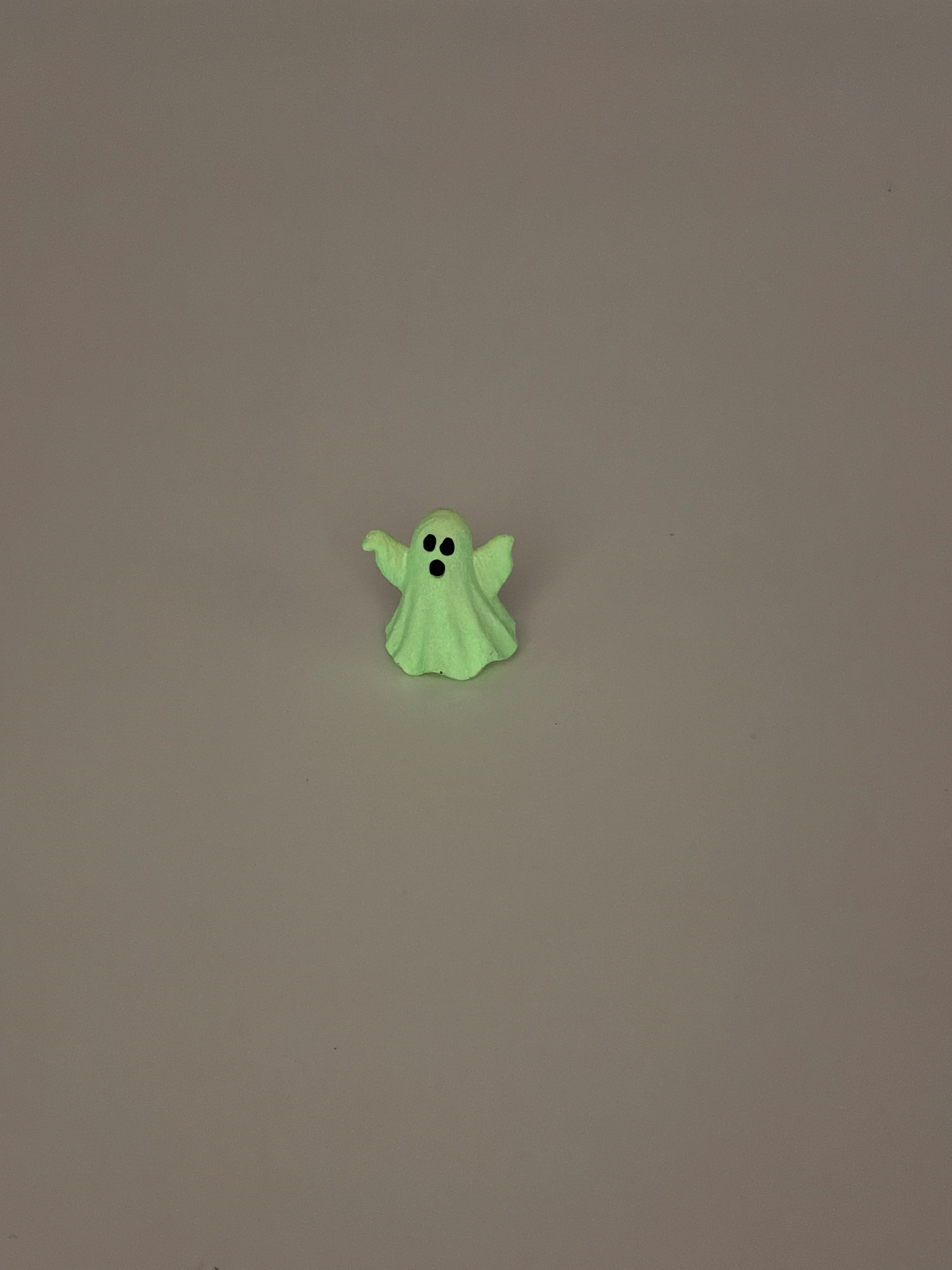 Hey Boo! Glow in the Dark Ghost Charms - Image 2