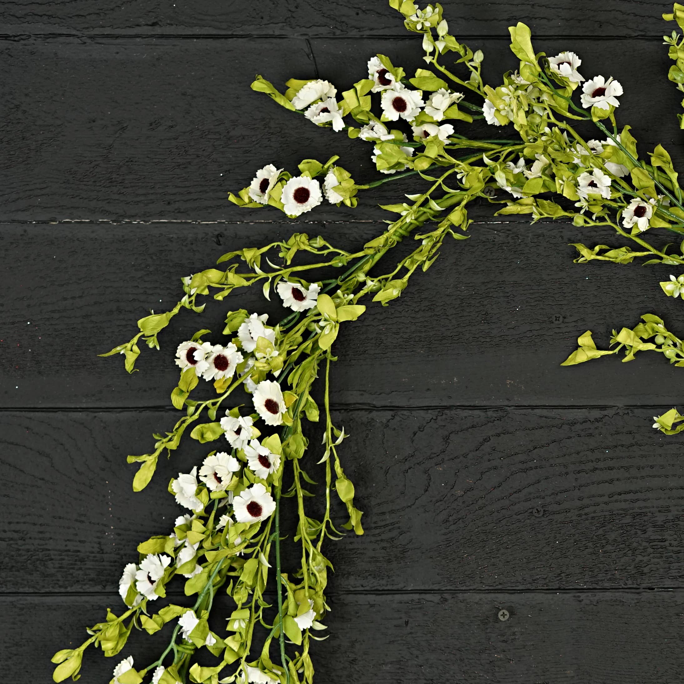 Cream Mountain Daisy Blossoms-5ft Garland-Spring Flo - Image 2